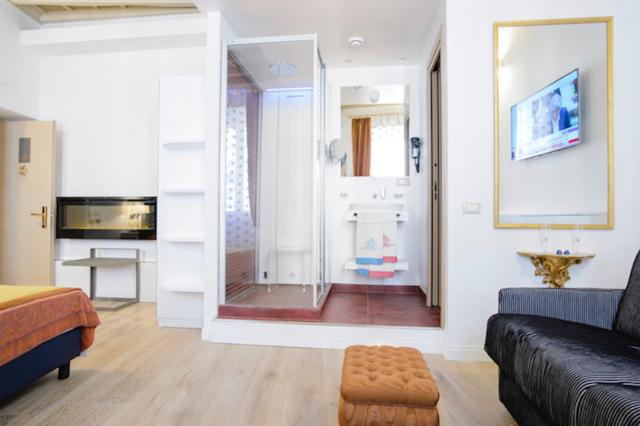 Excellent Trinity Rooms