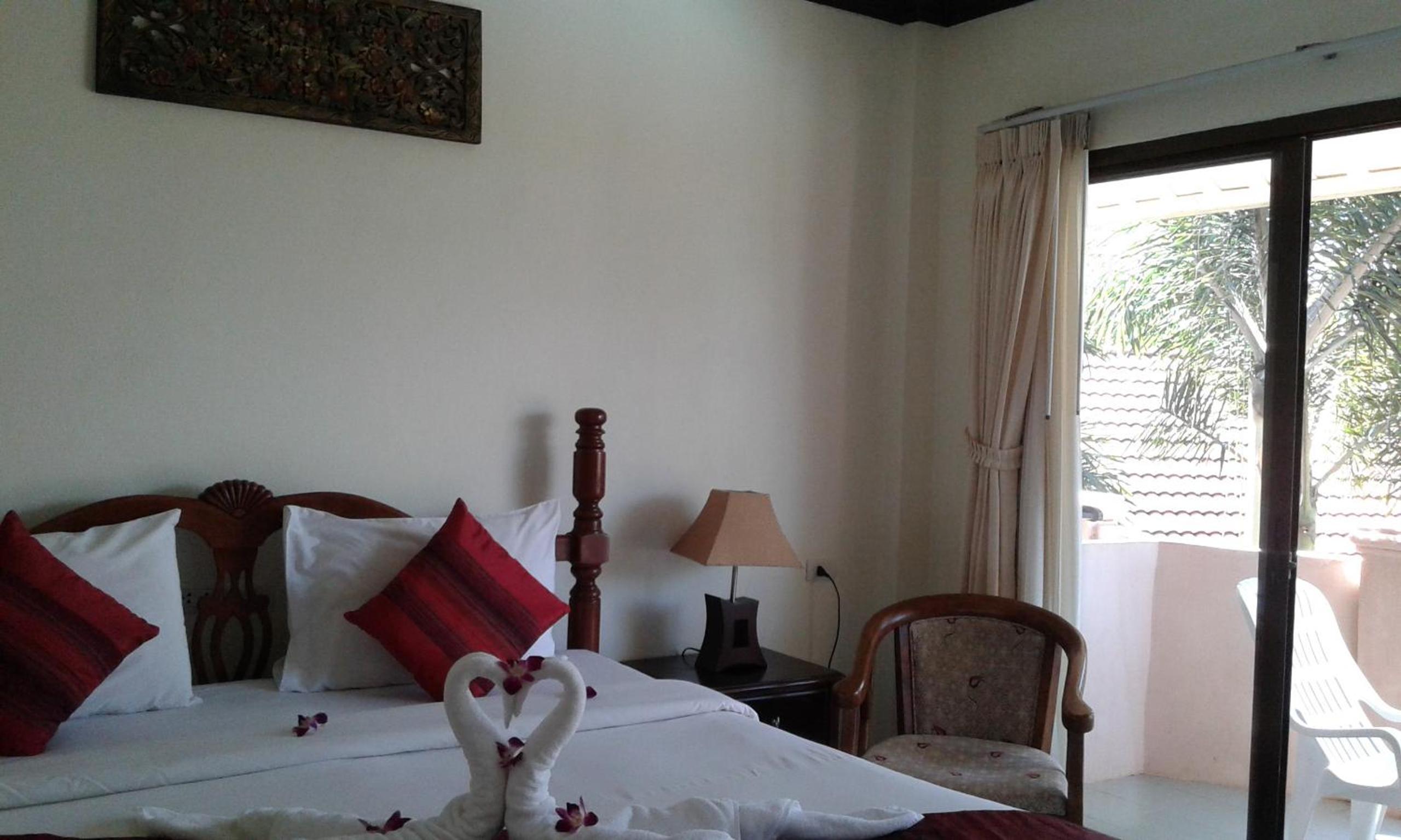 Lanta Seafront Resort