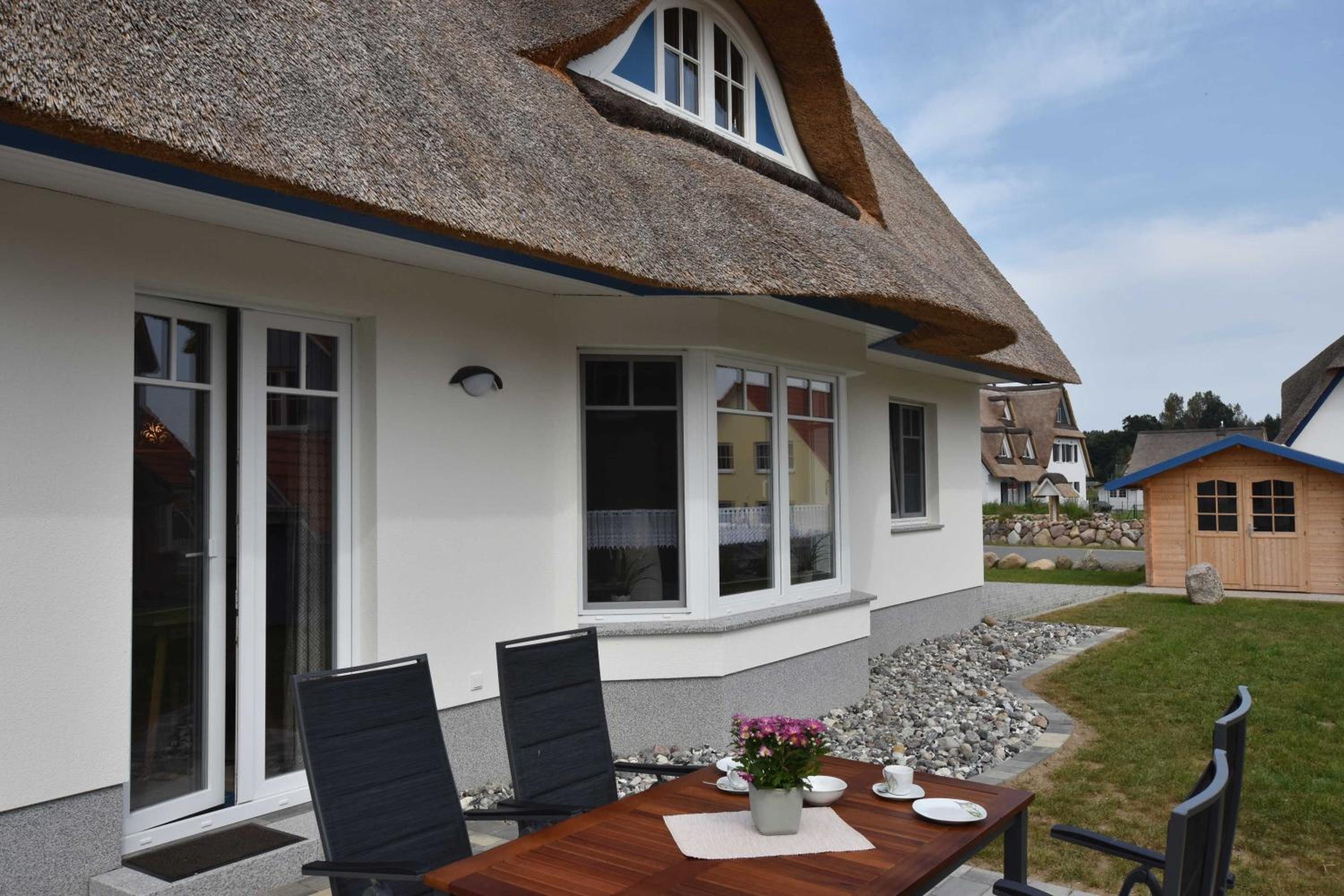 E8 Reetdach Ferienhaus Ostseebad Rerik