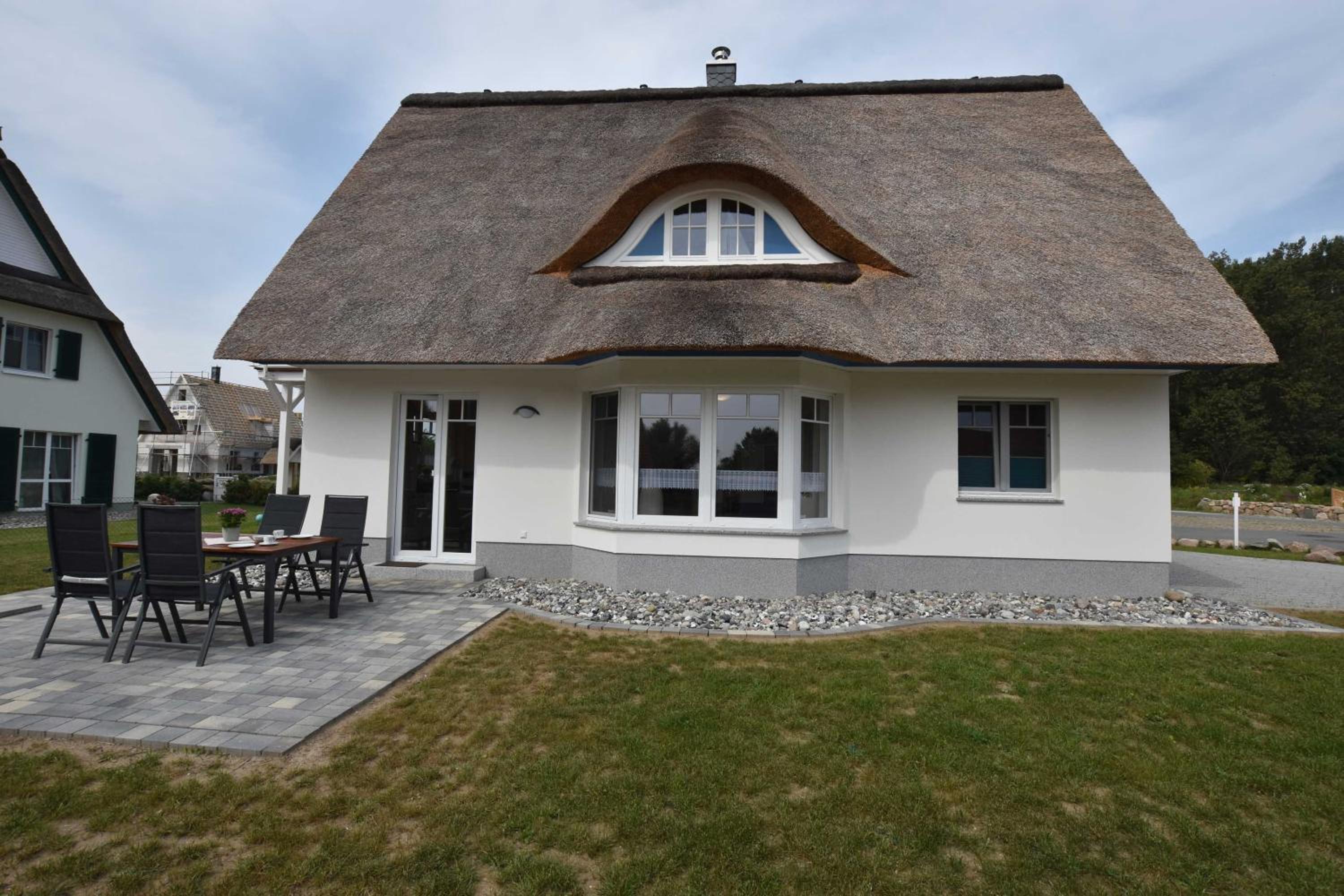 E8 Reetdach Ferienhaus Ostseebad Rerik