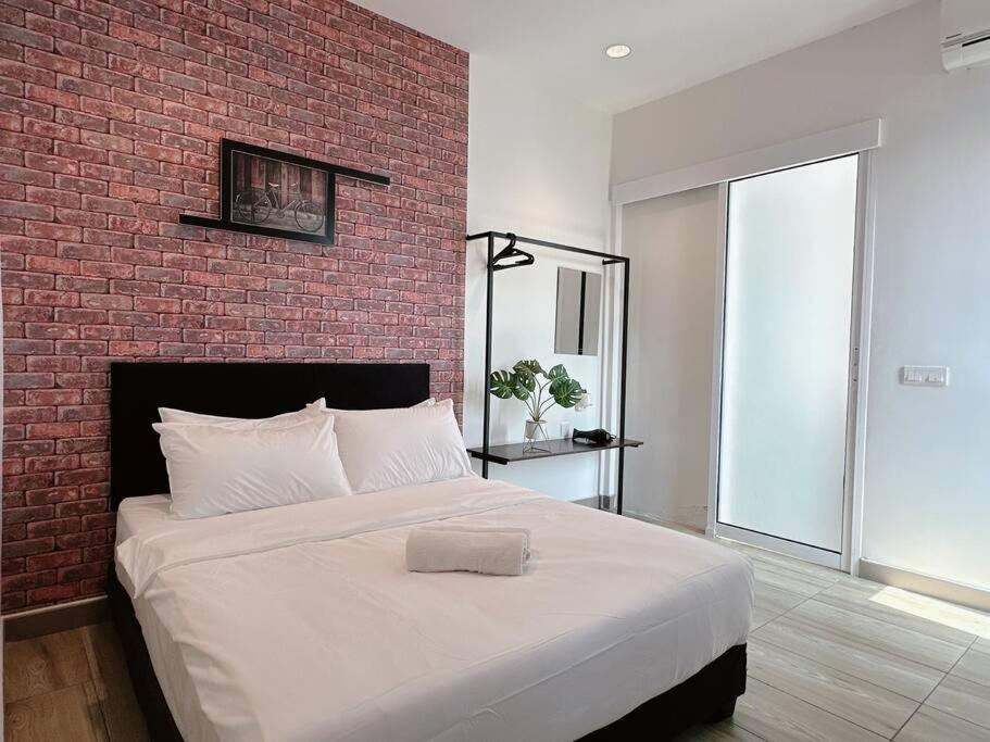 Ipoh Town - Octagon Cozy Deluxe Homestay photo 8