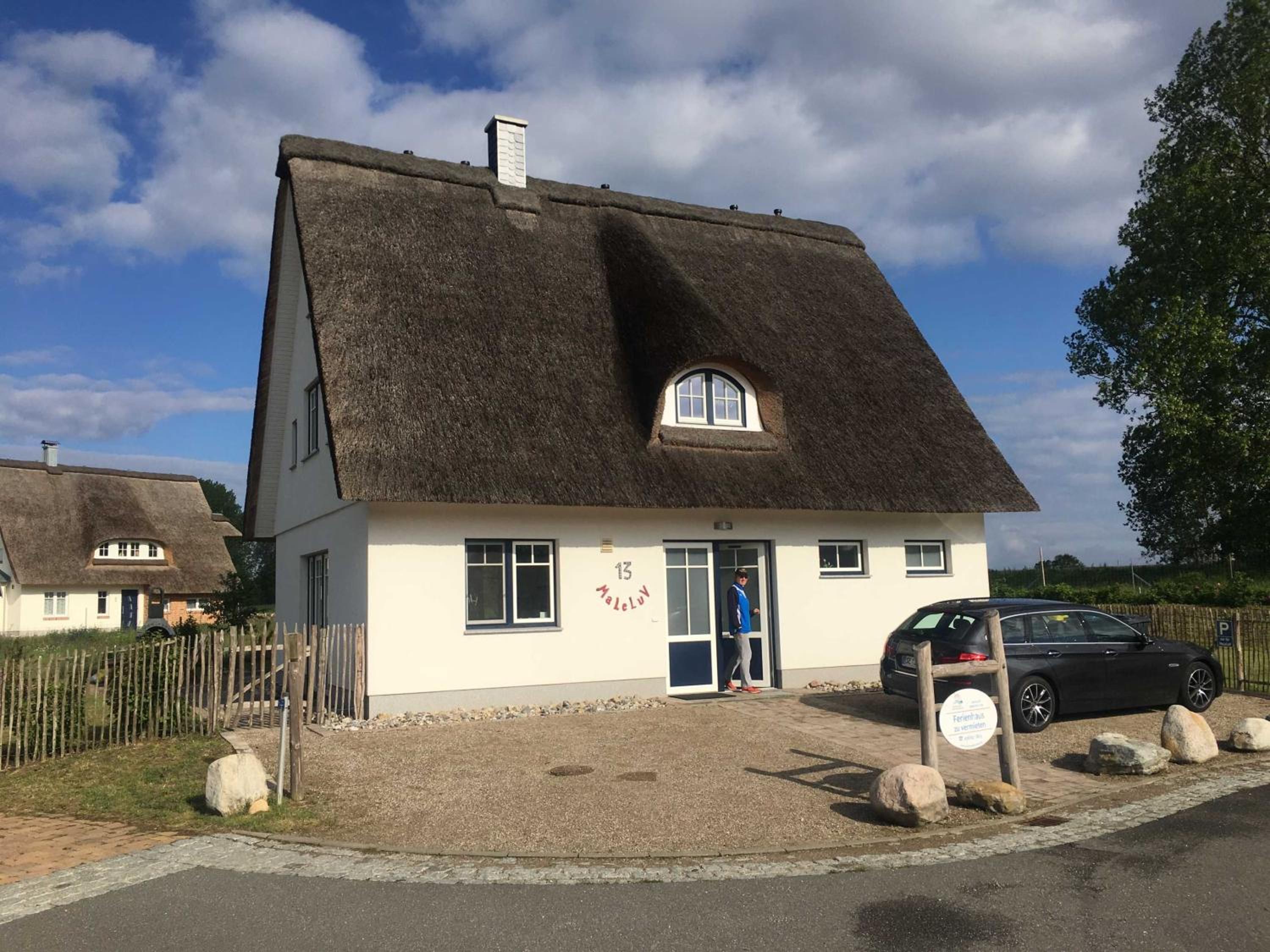E13 Reetdachhaus 