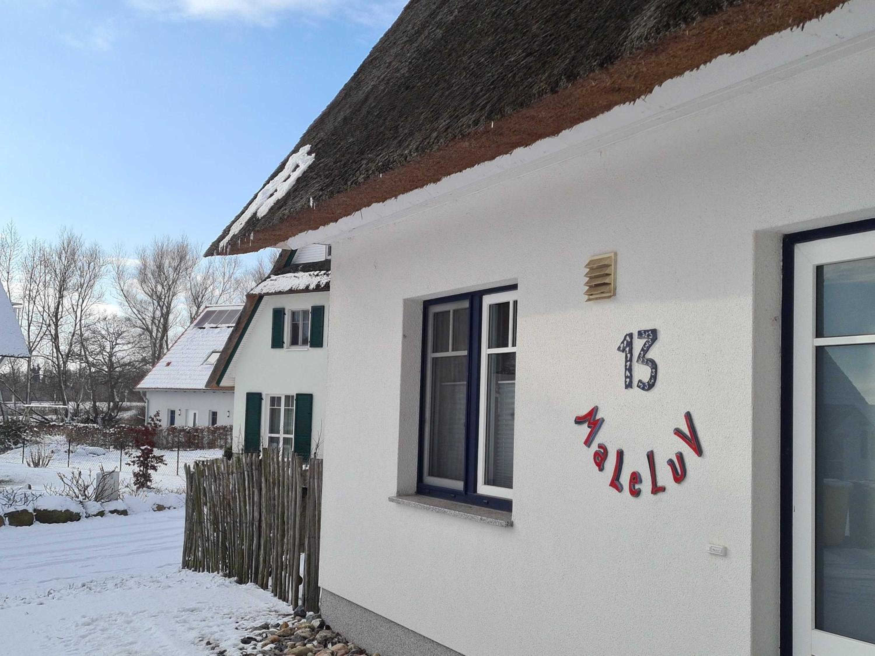 E13 Reetdachhaus 