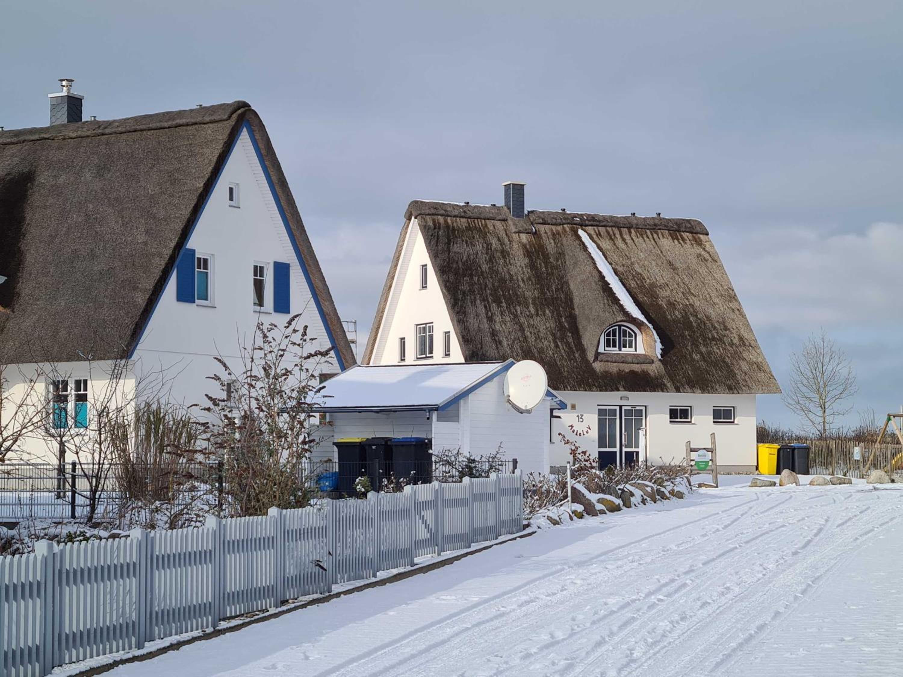 E13 Reetdachhaus 