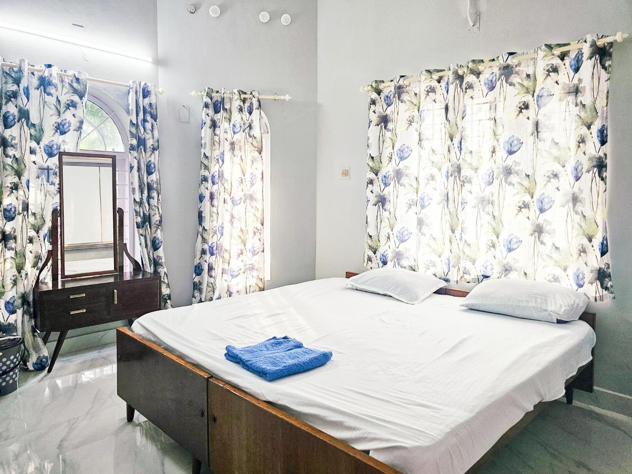 The Radiant - By Arattukulam Homes view 2