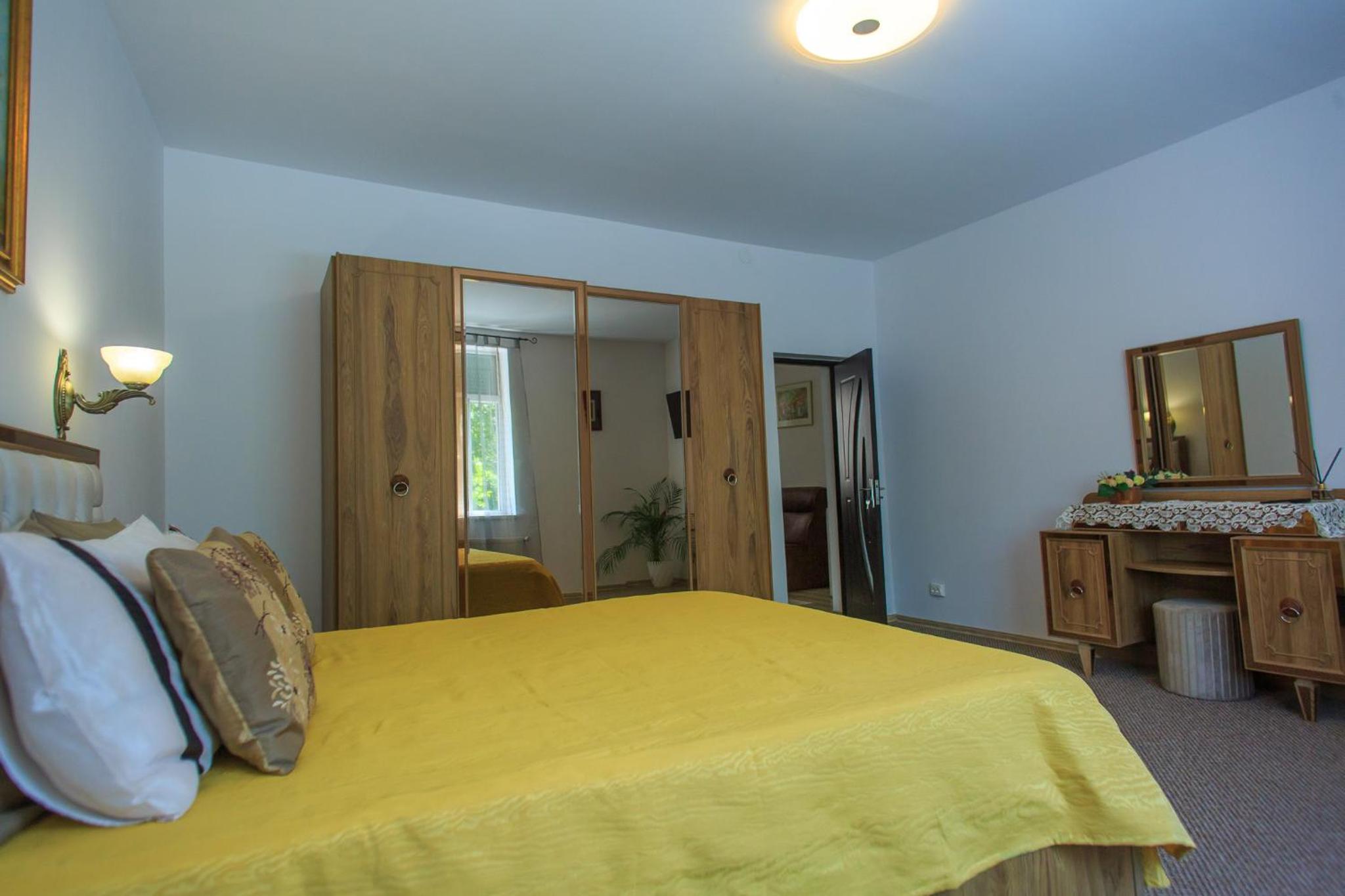 Nobless Boutique Residence