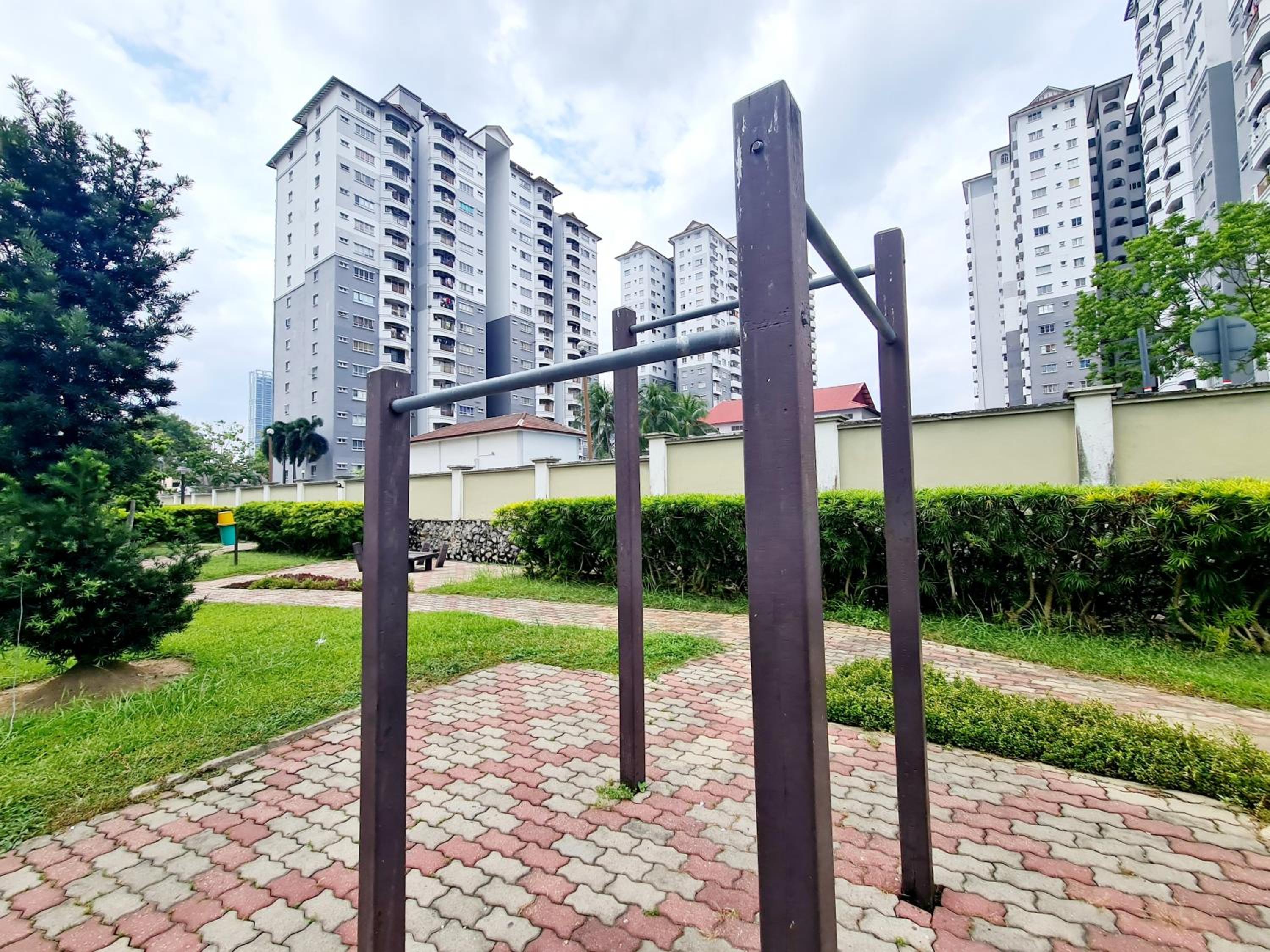 9 Guest 3 Room Sri Petaling Night Market Bkt Jalil Pavilion Jalil Stadium Sport Center IMU TBS Station