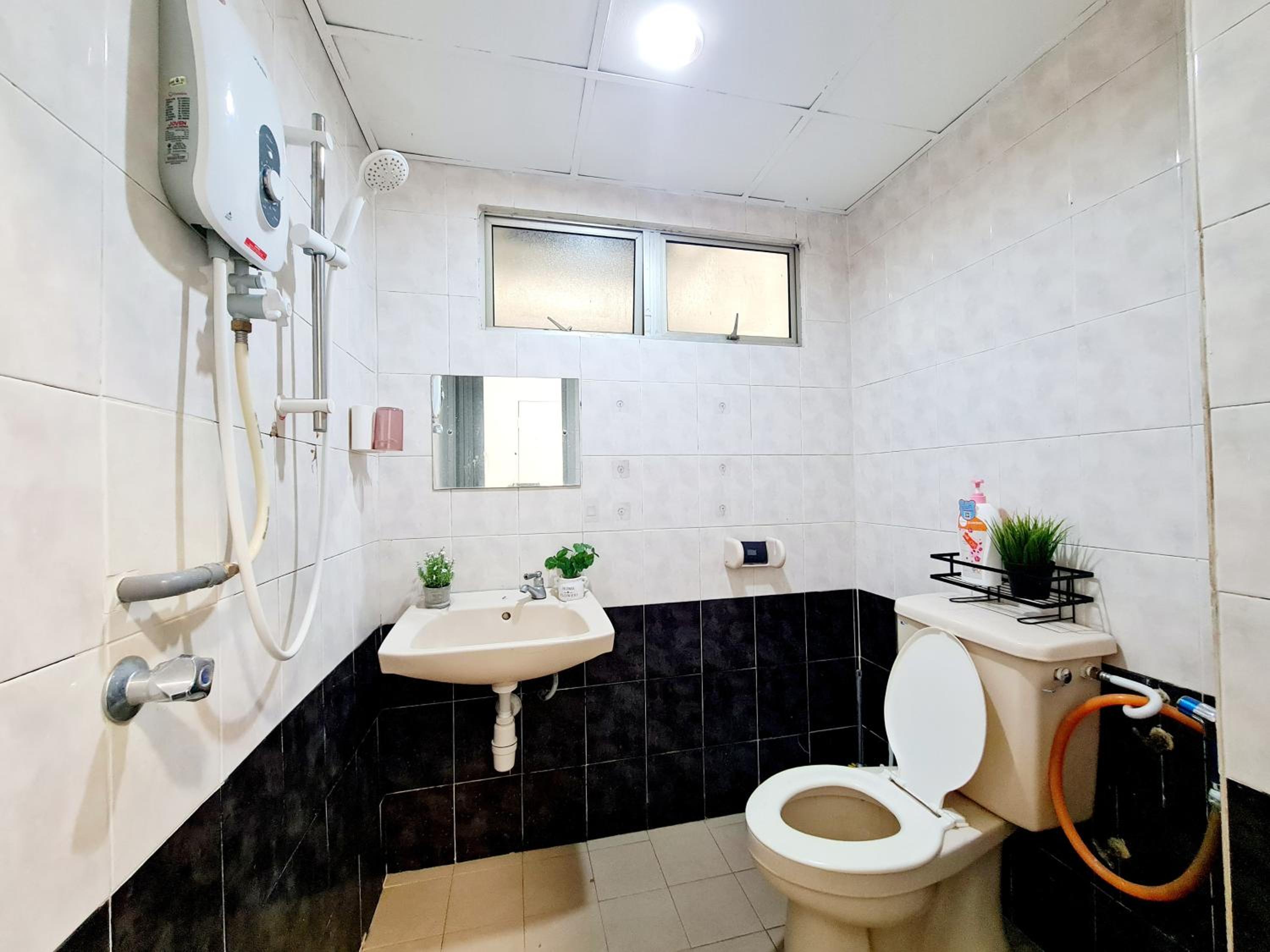 9 Guest 3 Room Sri Petaling Night Market Bkt Jalil Pavilion Jalil Stadium Sport Center IMU TBS Station