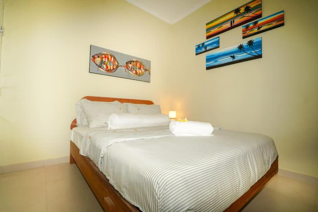 The Yellow Door House, South Kuta Bali view 4