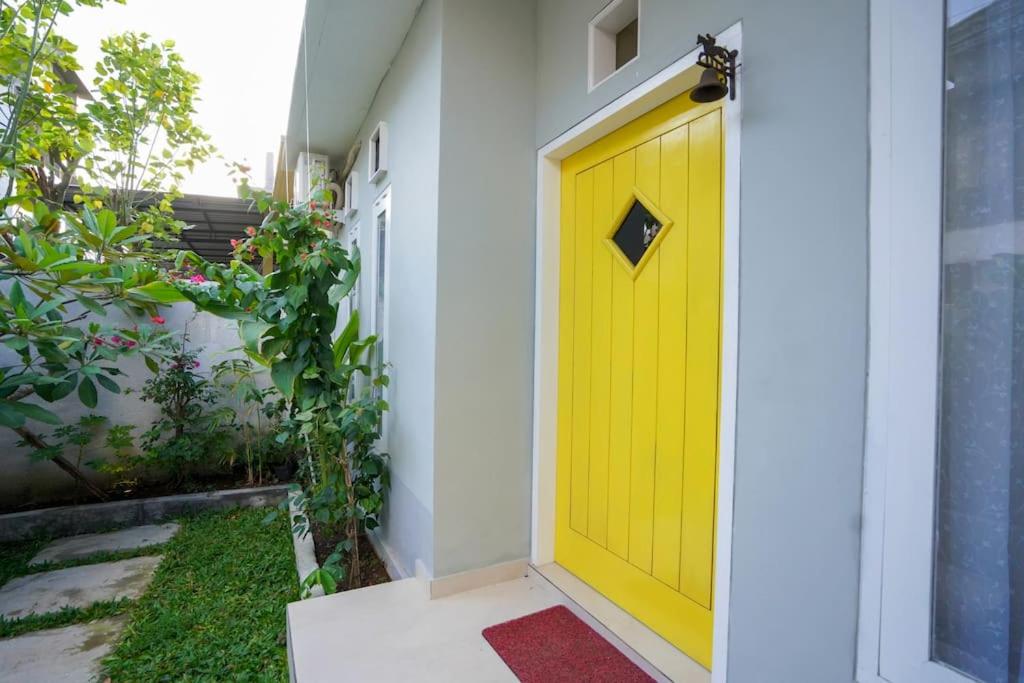 The Yellow Door House, South Kuta Bali view 5