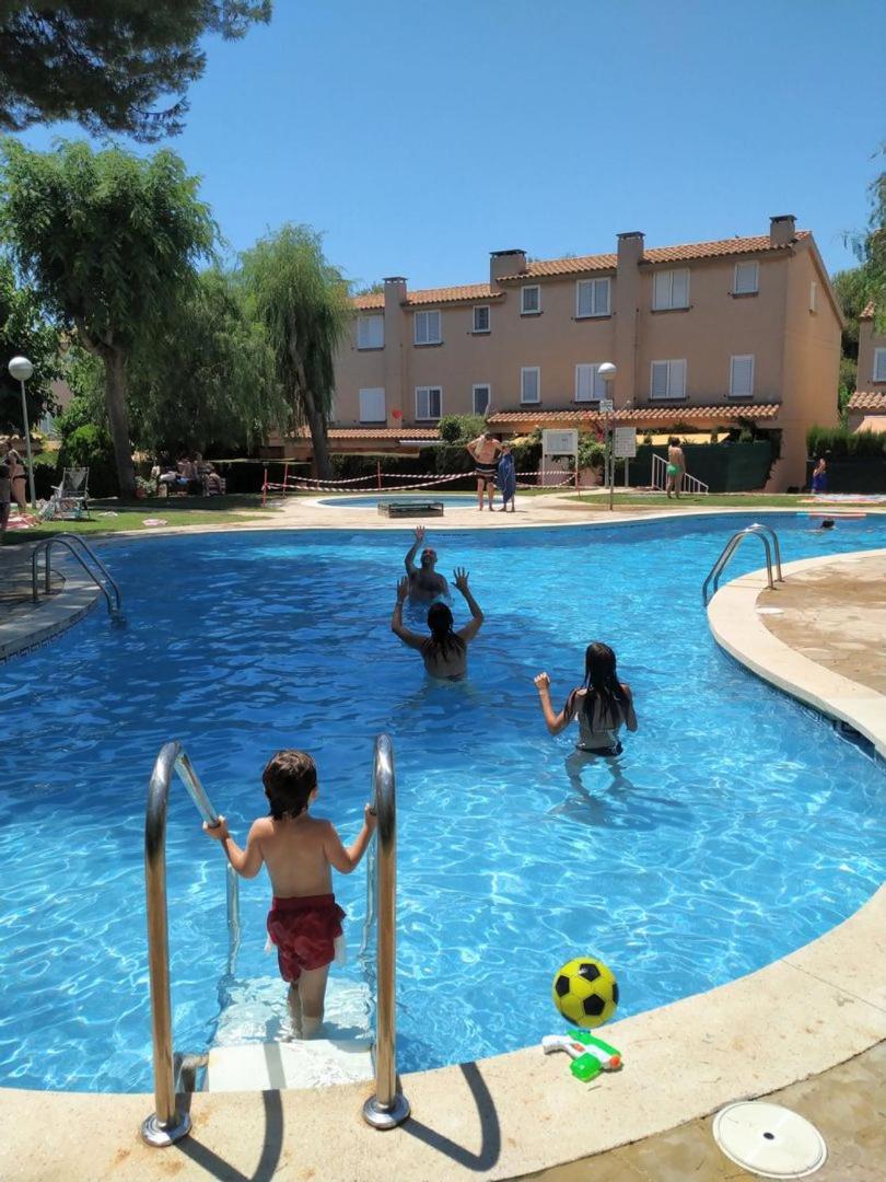 Cosy house with swimming pool in Altafulla