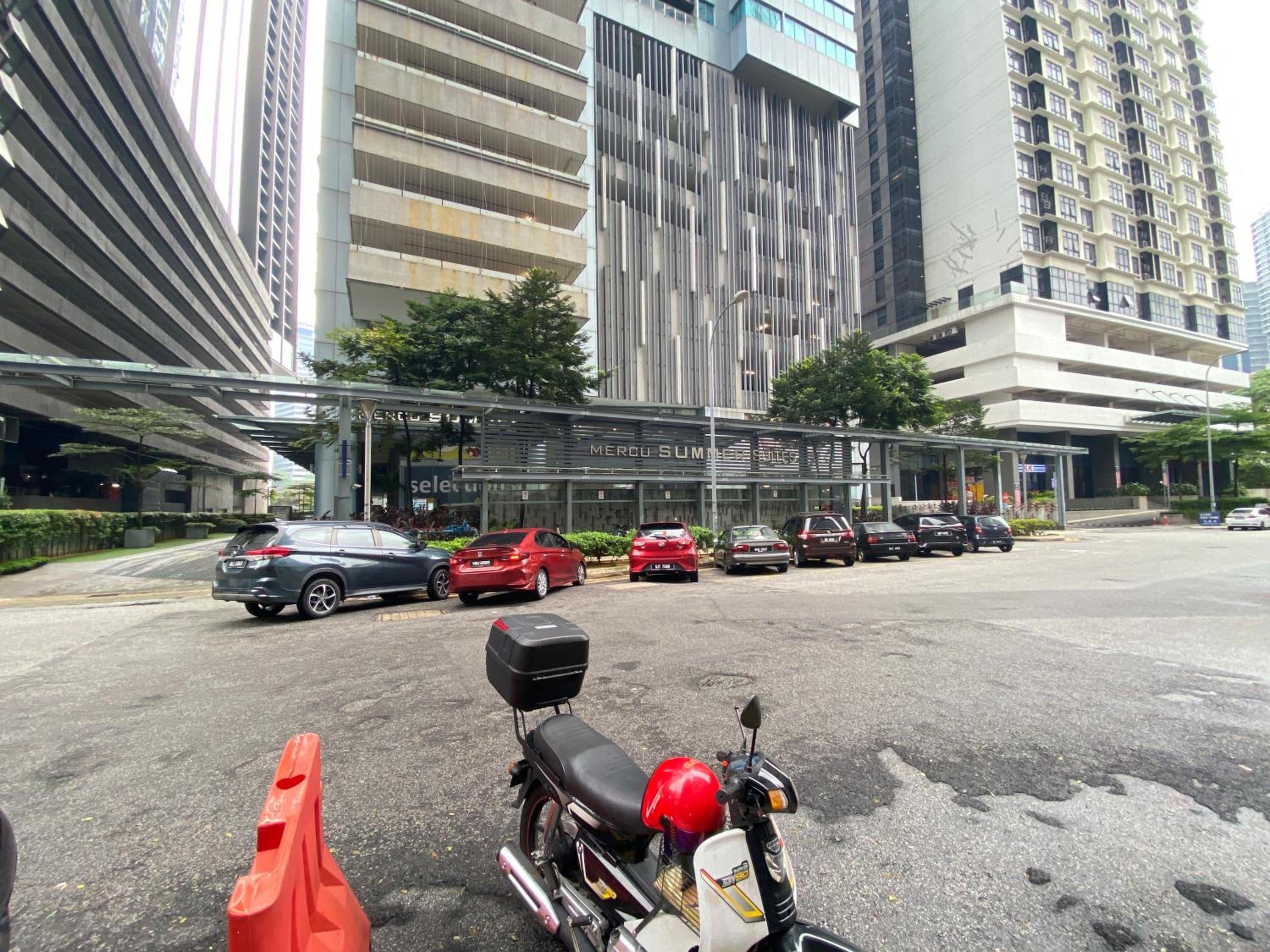 Kuala Lumpur Cherry Suites at Mercu Summer Suites KLCC