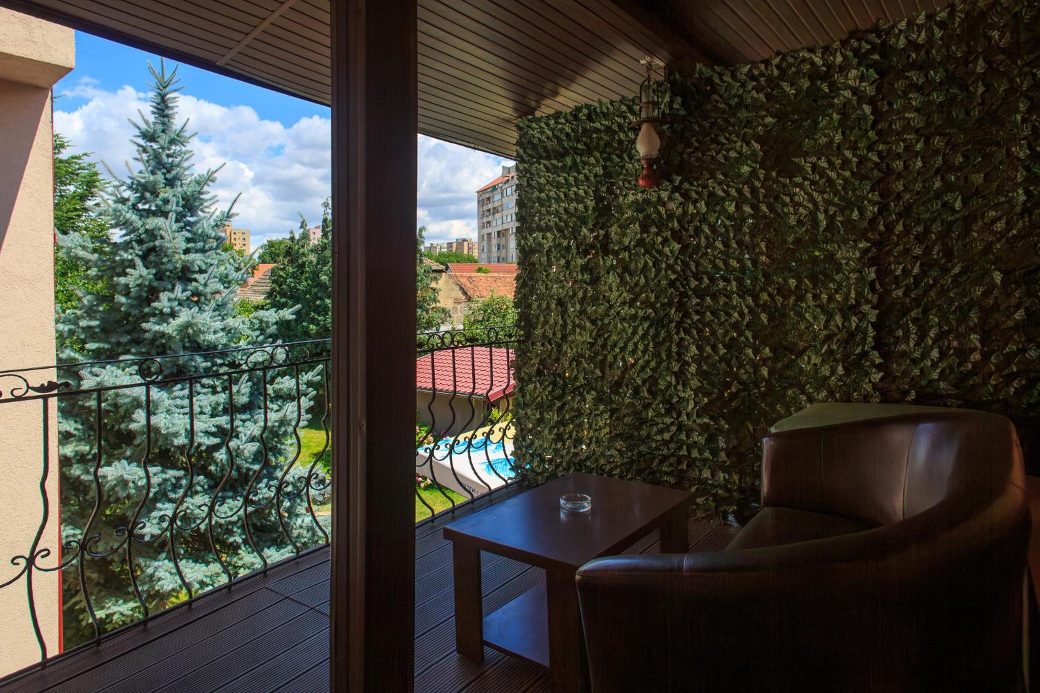 Nobless Boutique Residence