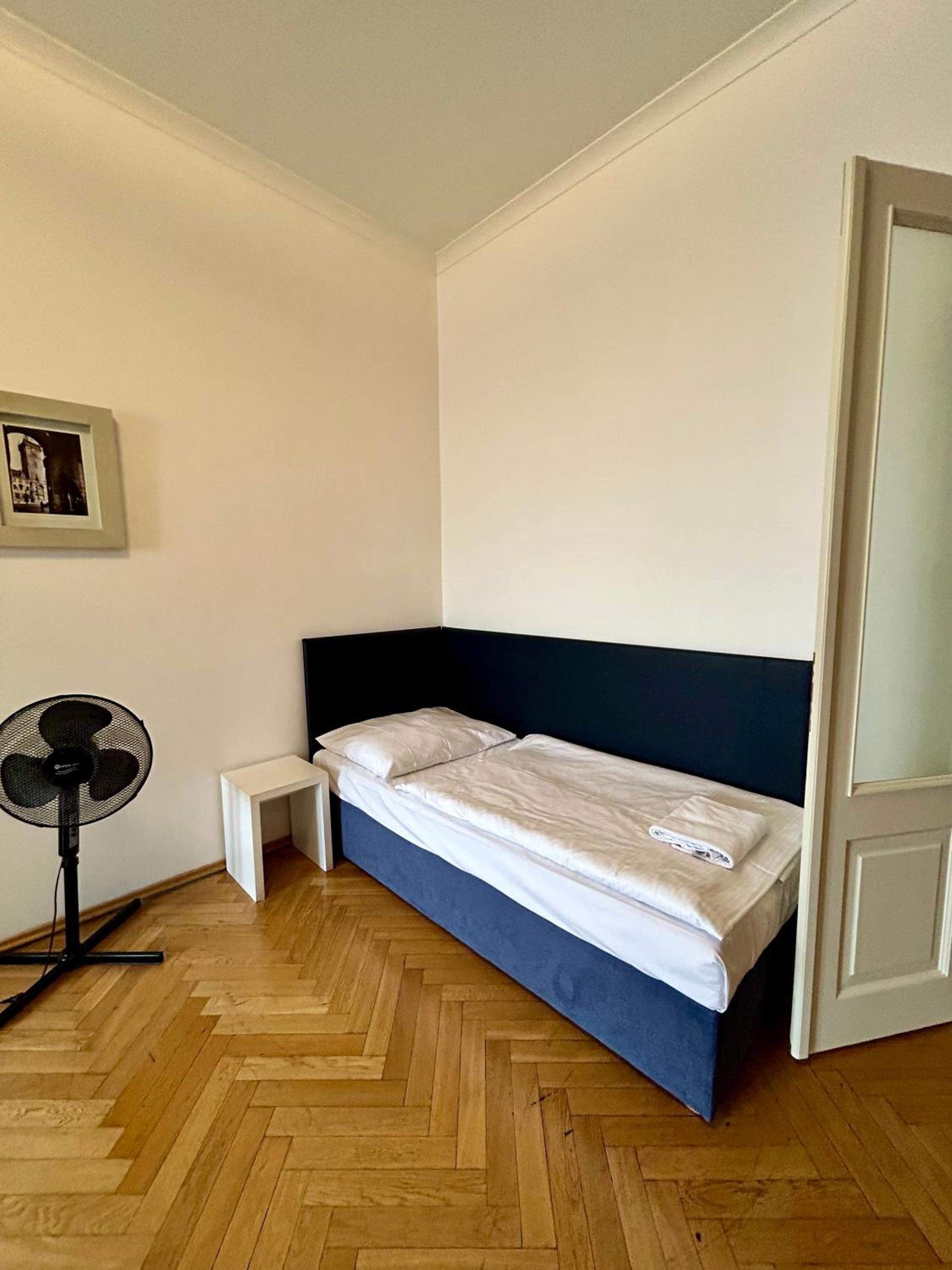 Quadrio Bedroom Central Apartment