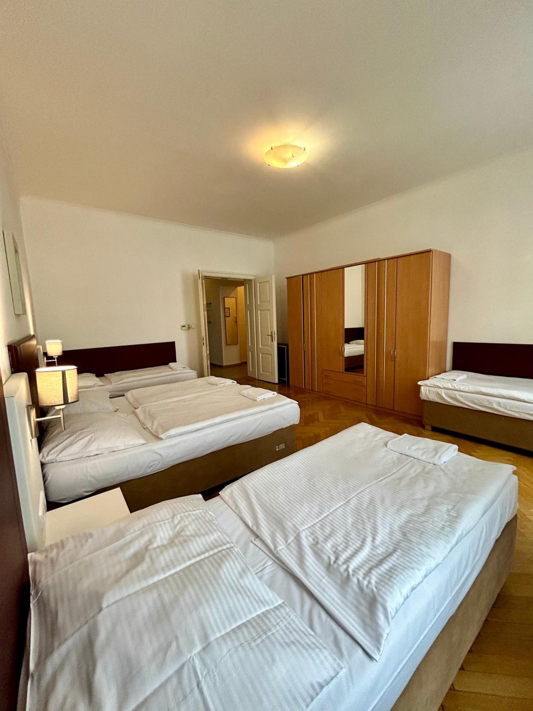 Quadrio Bedroom Central Apartment