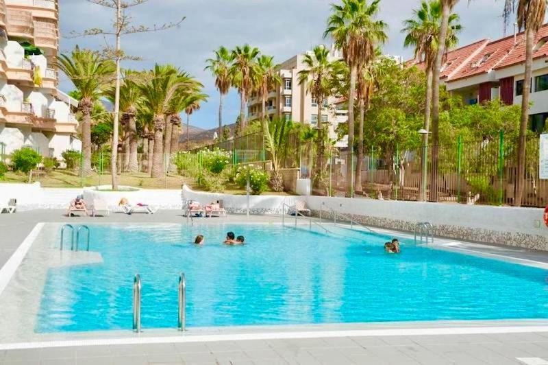 JADE exclusives apartment in Las Americas