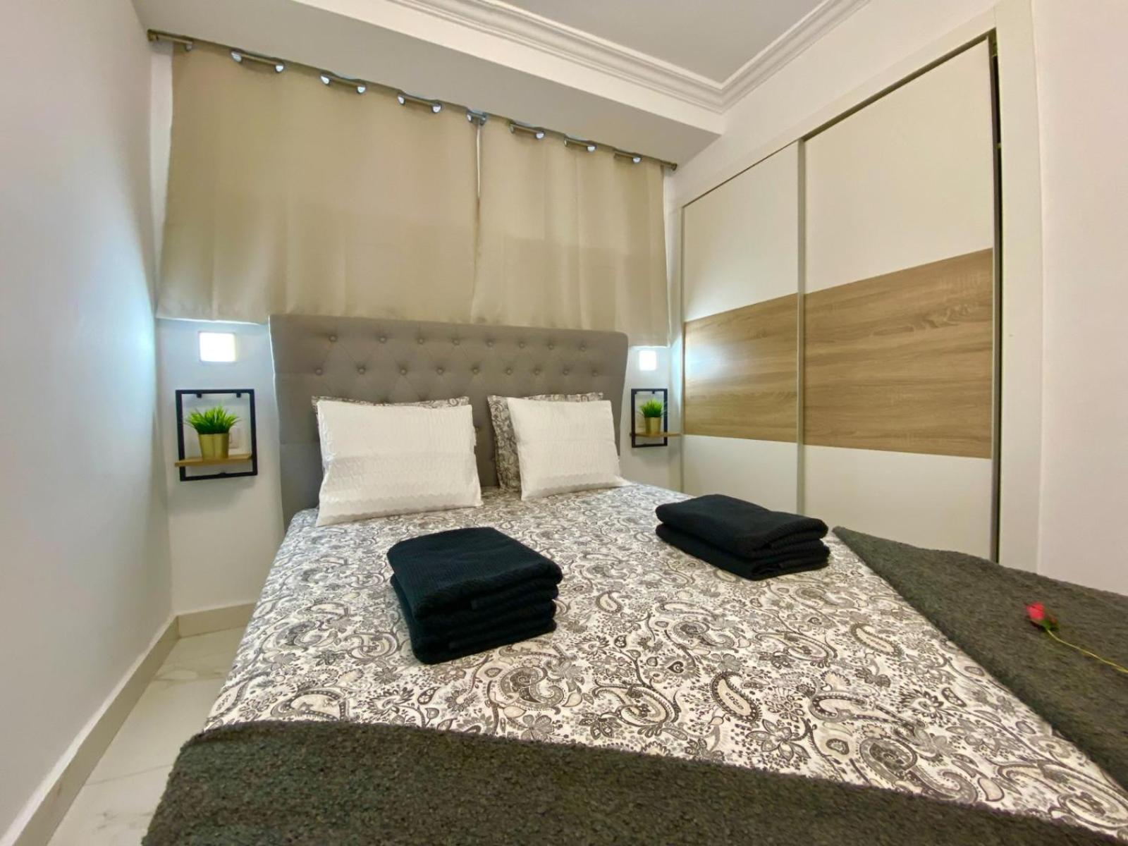 JADE exclusives apartment in Las Americas