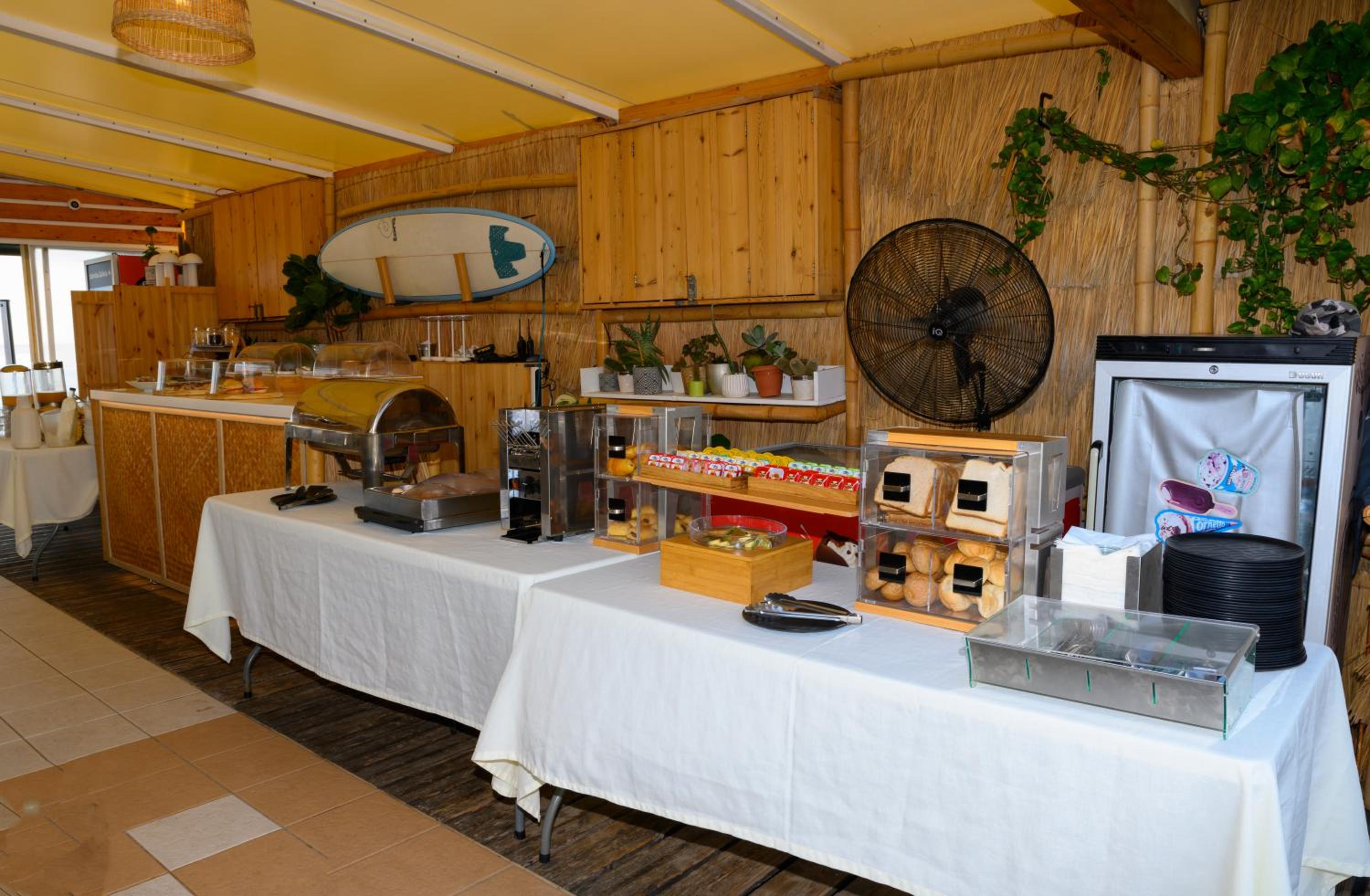 Esperides Beach Hotel Apartments