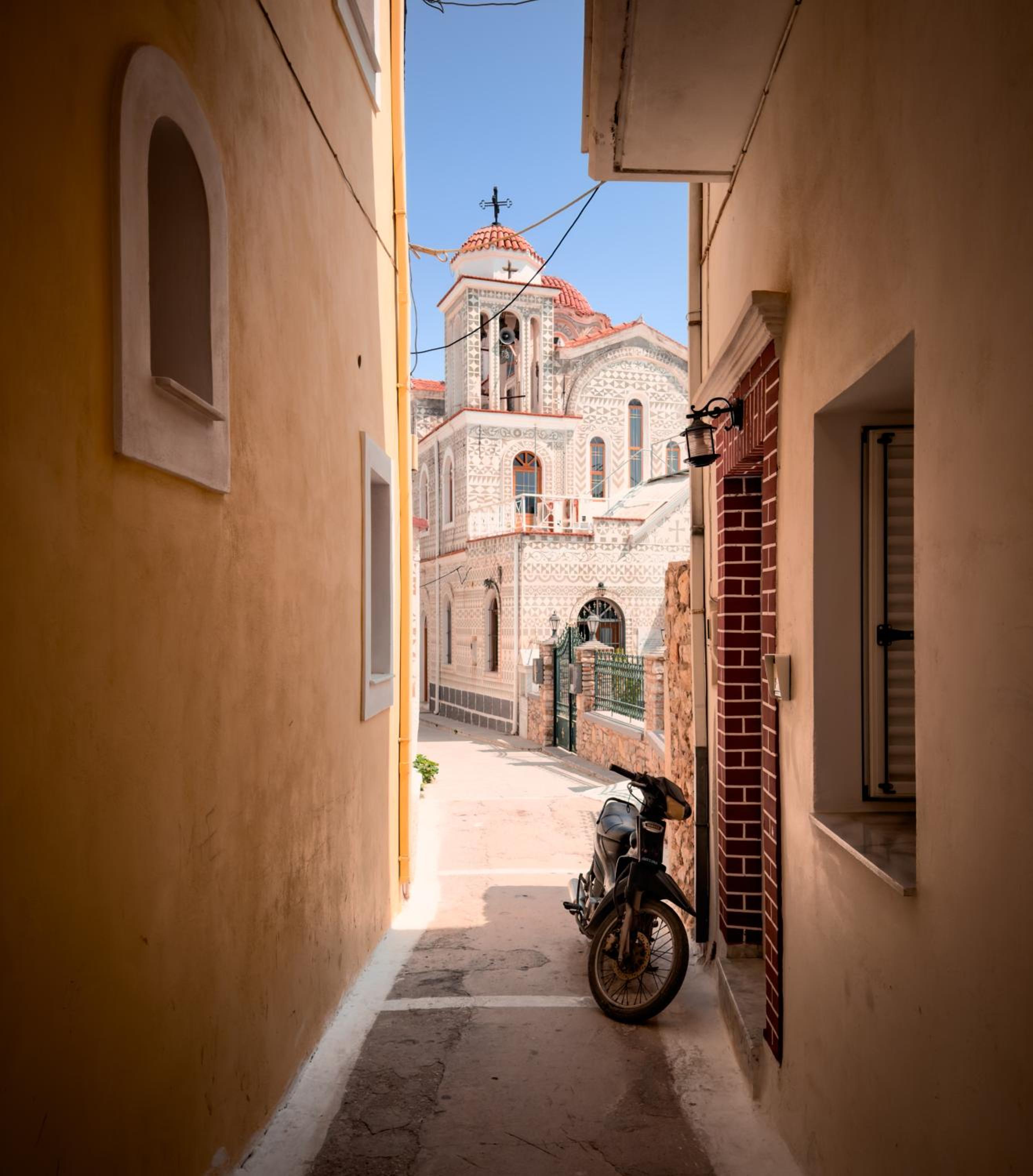Avgoustinos house