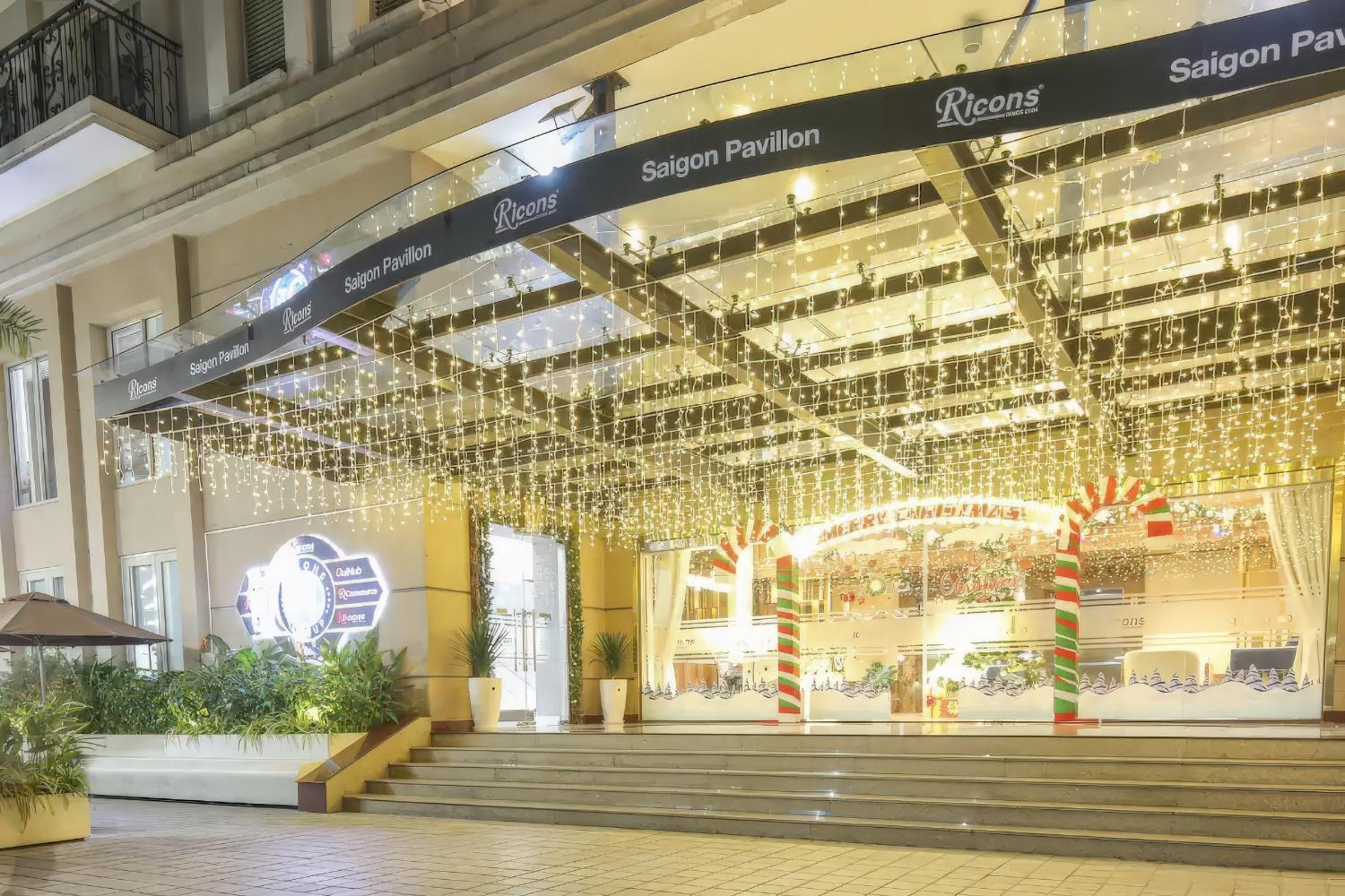 Saigon Pavillon Suites