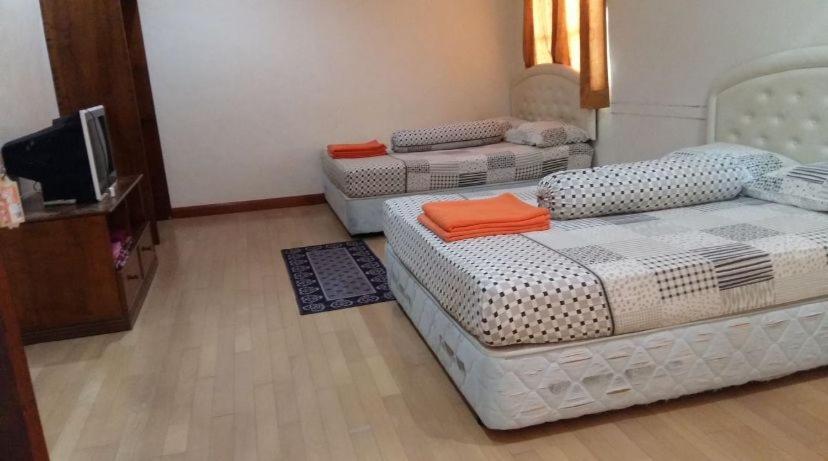 JBK Villa Empire - Roomstay photo 5