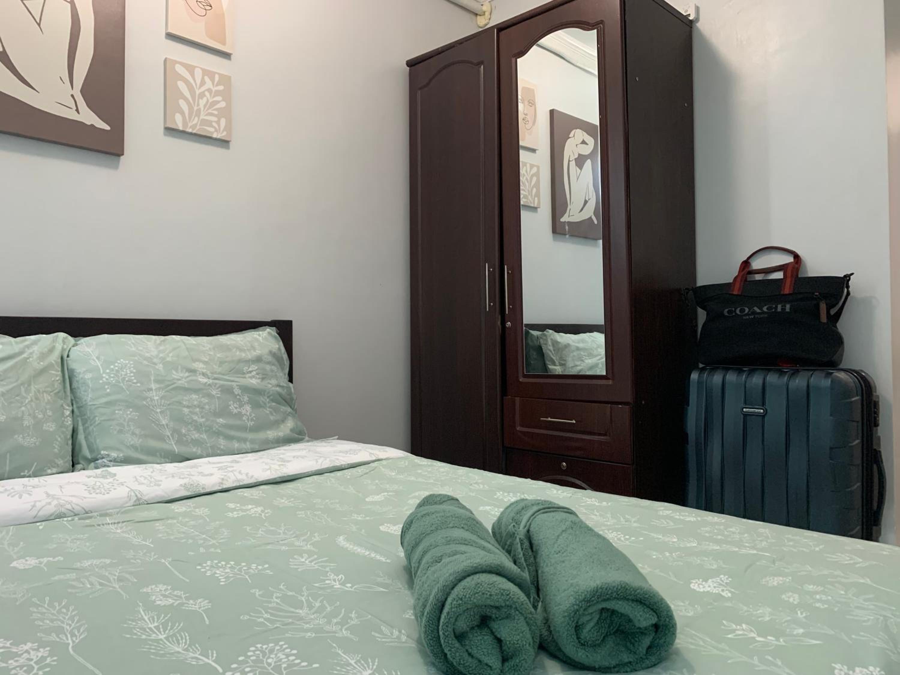 Spacious 2-bedroom condo,Wifi,Netflix,Free Parking