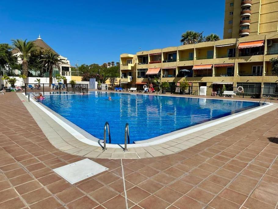 Las Vistas Beach Los Cristianos 2 Swimming Pools view 3