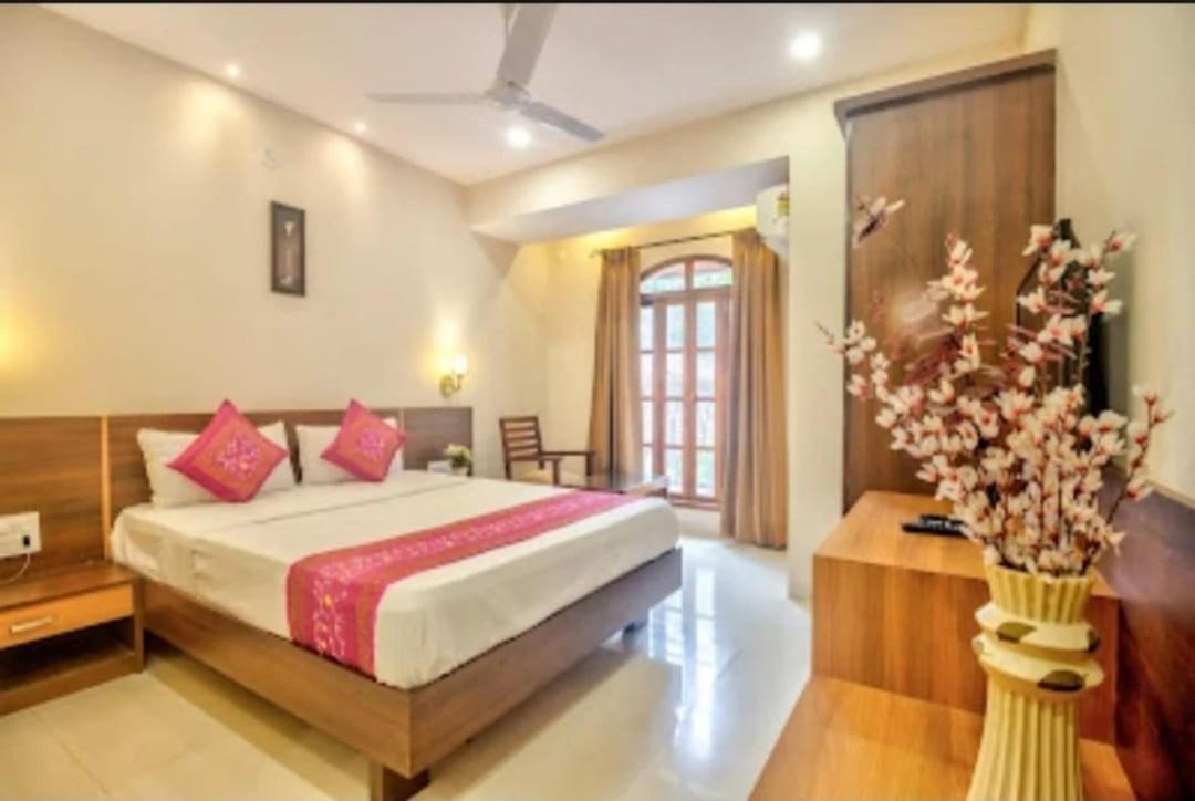Hotel Assagao Grand