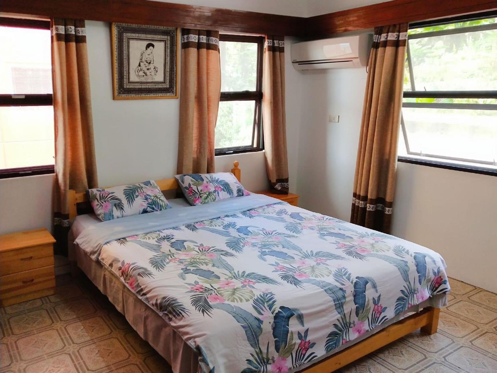 King sized bedroom-in SUVA Centre