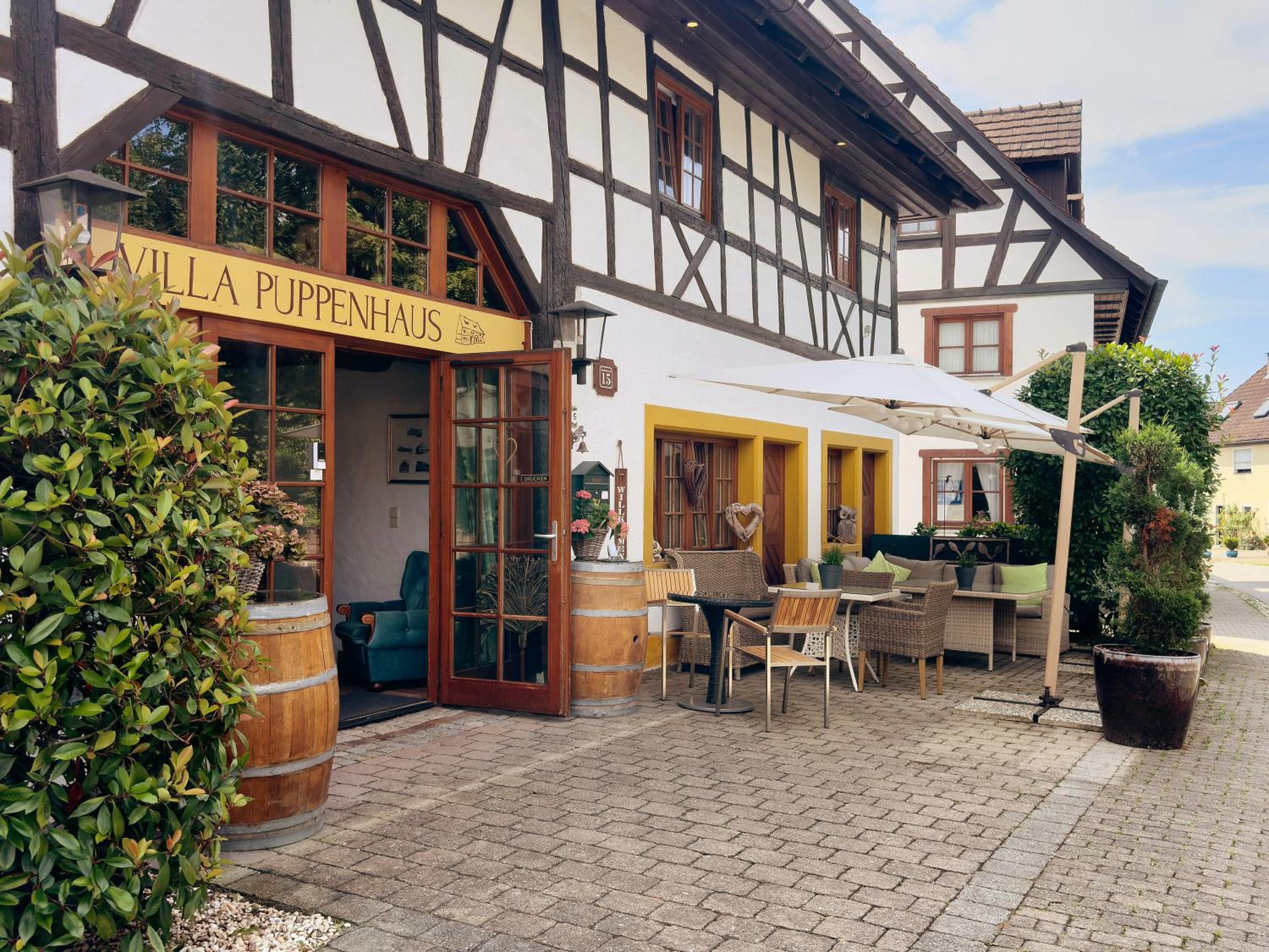 Villa Puppenhaus view 2