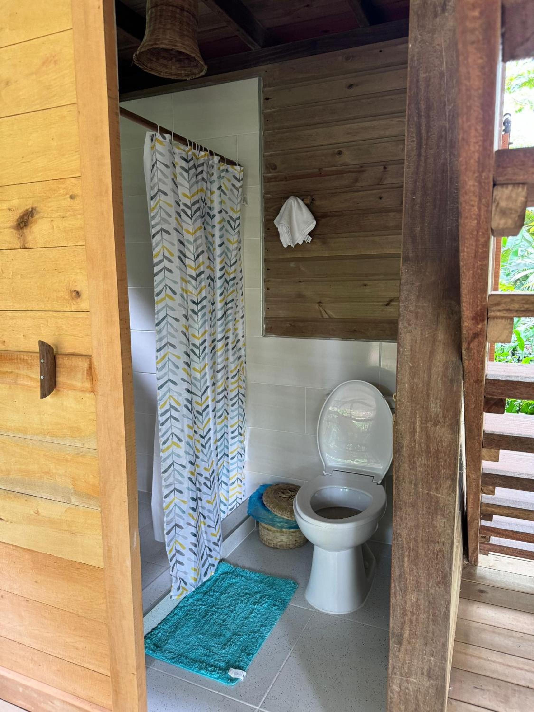 Madre Selva Eco Lodge