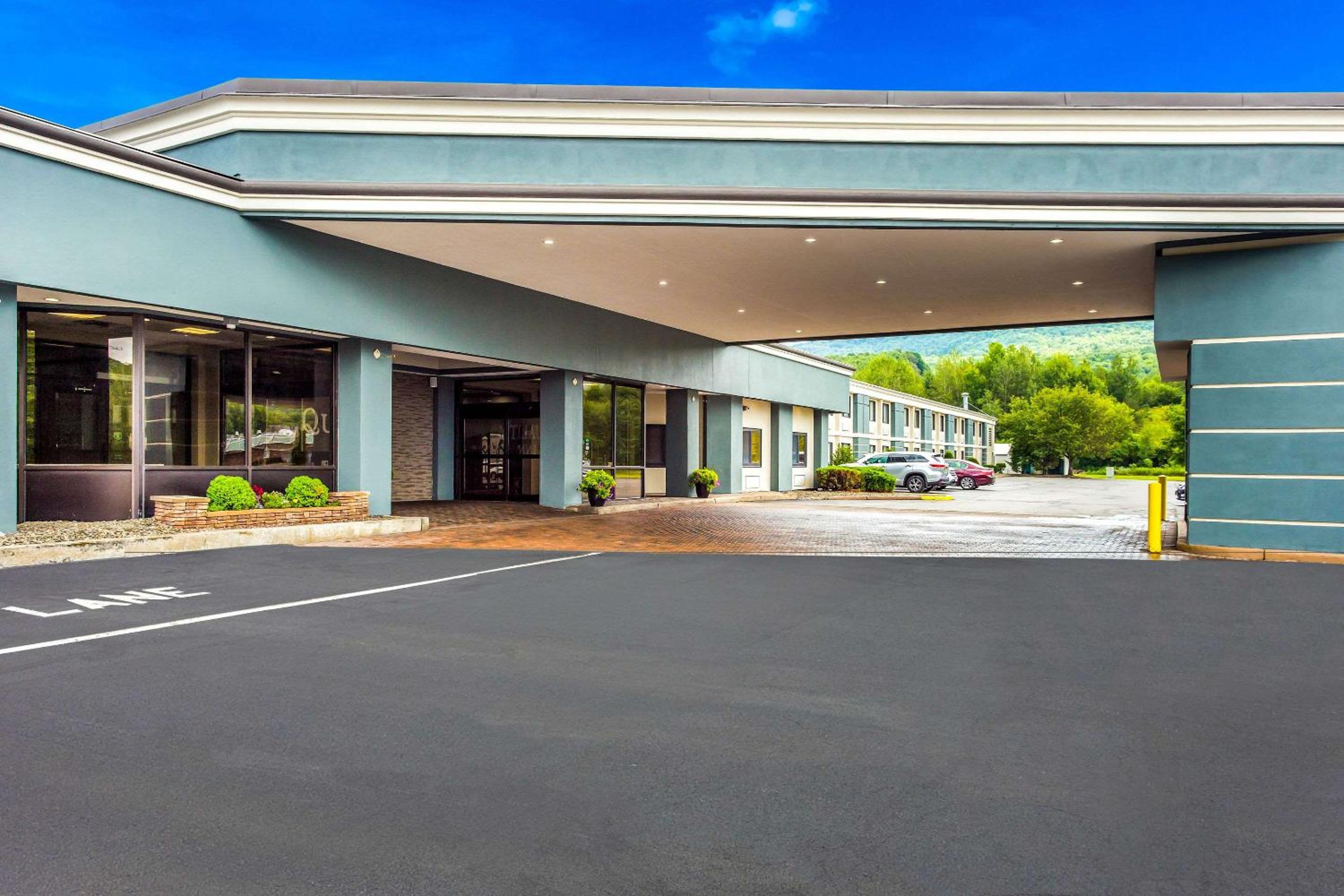 Quality Inn Oneonta Cooperstown Area - Property Image 5