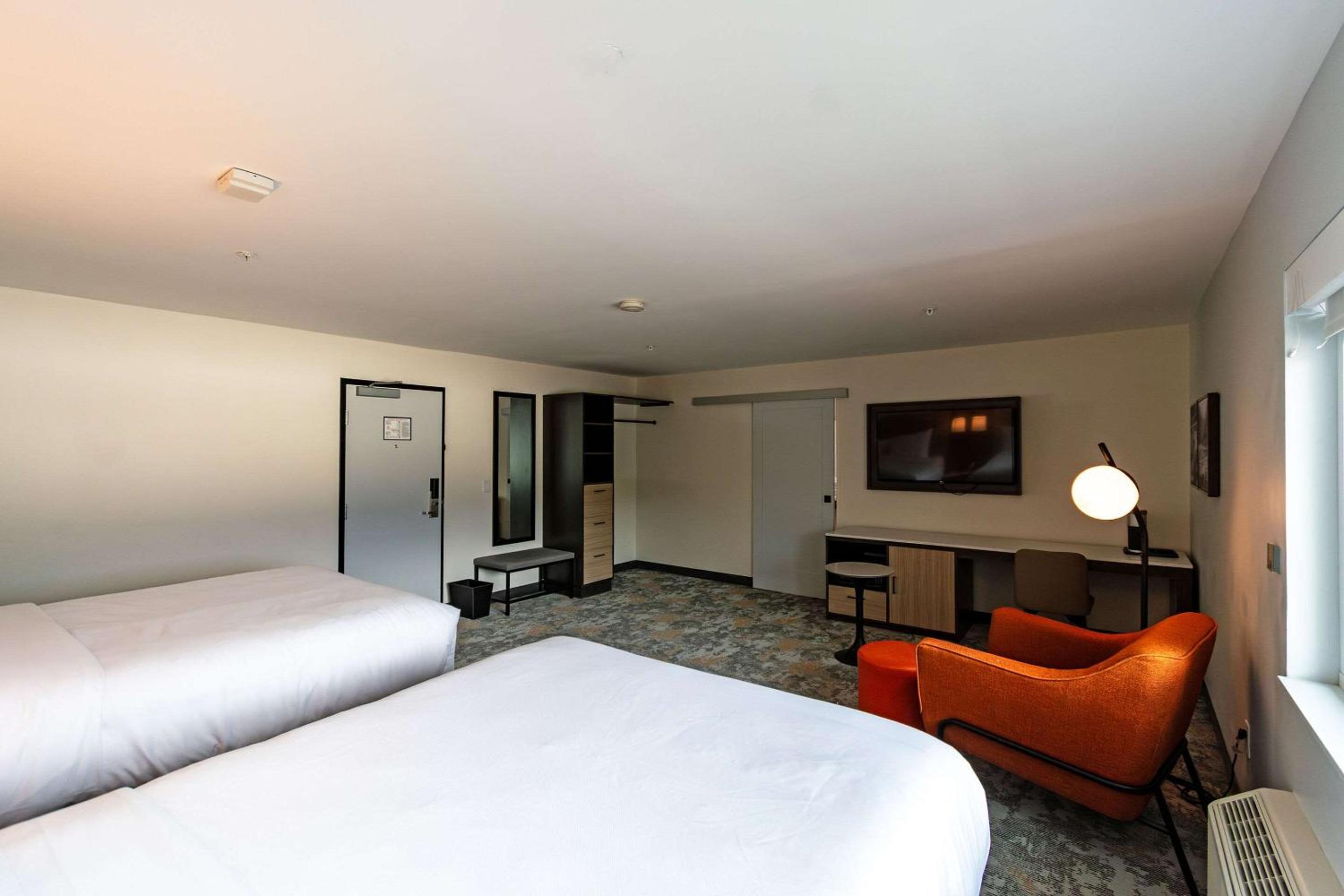 The Ellsworth Hotel, an Ascend Collection Hotel view 5