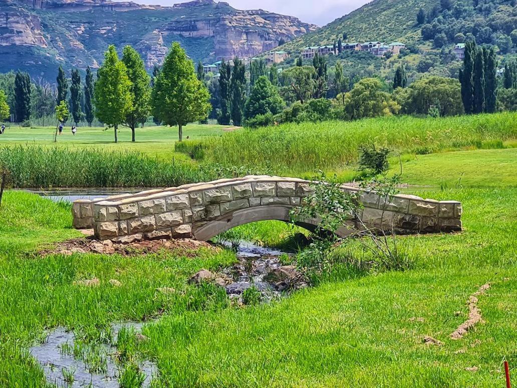 Clarens Breakaway