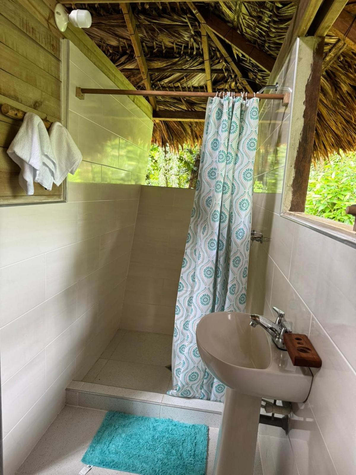 Madre Selva Eco Lodge