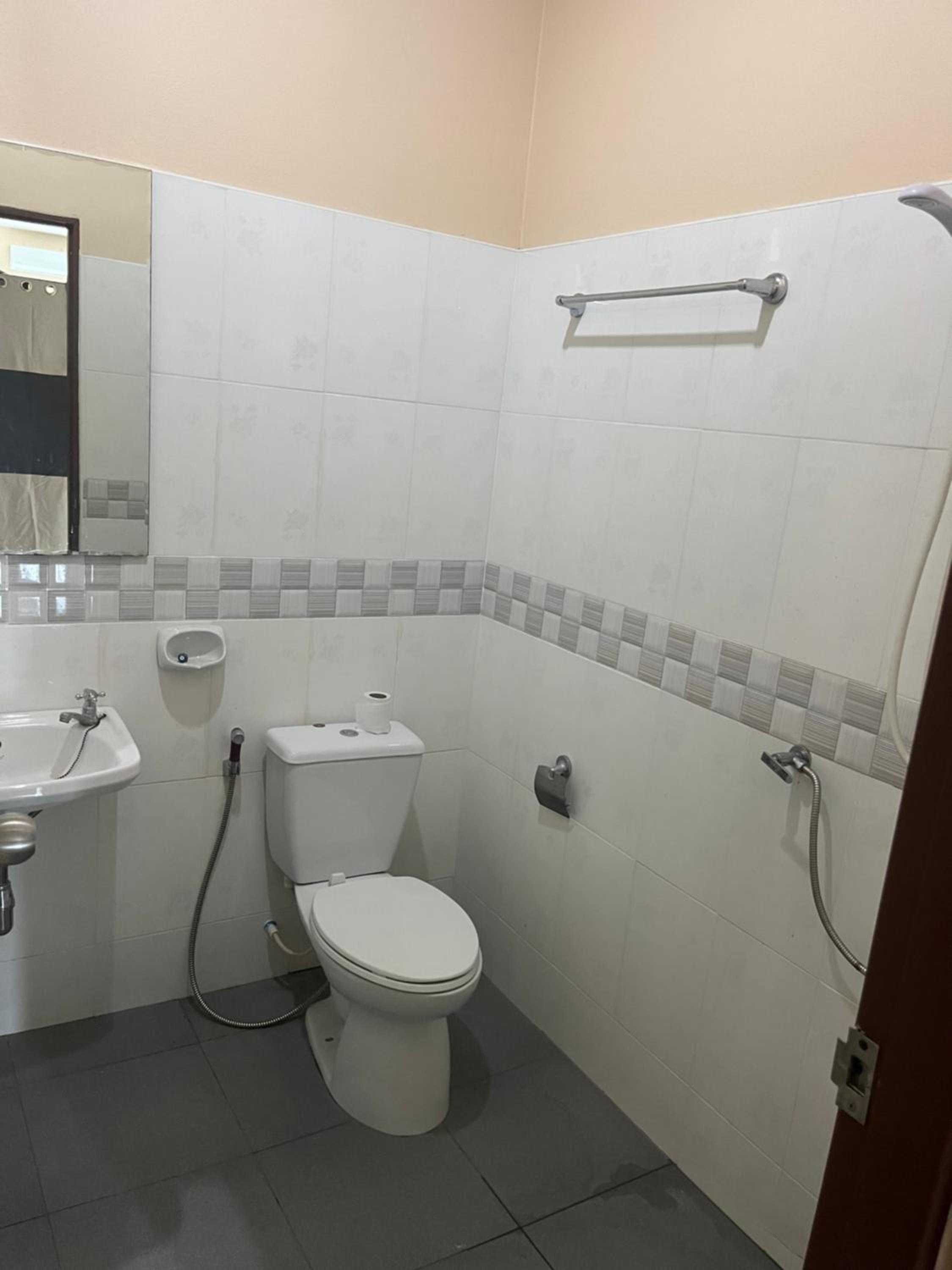 Khaosok city hostel
