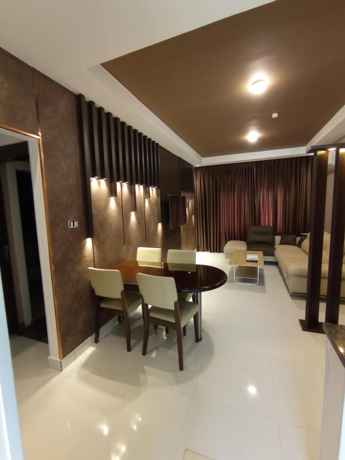 Janty Apartments