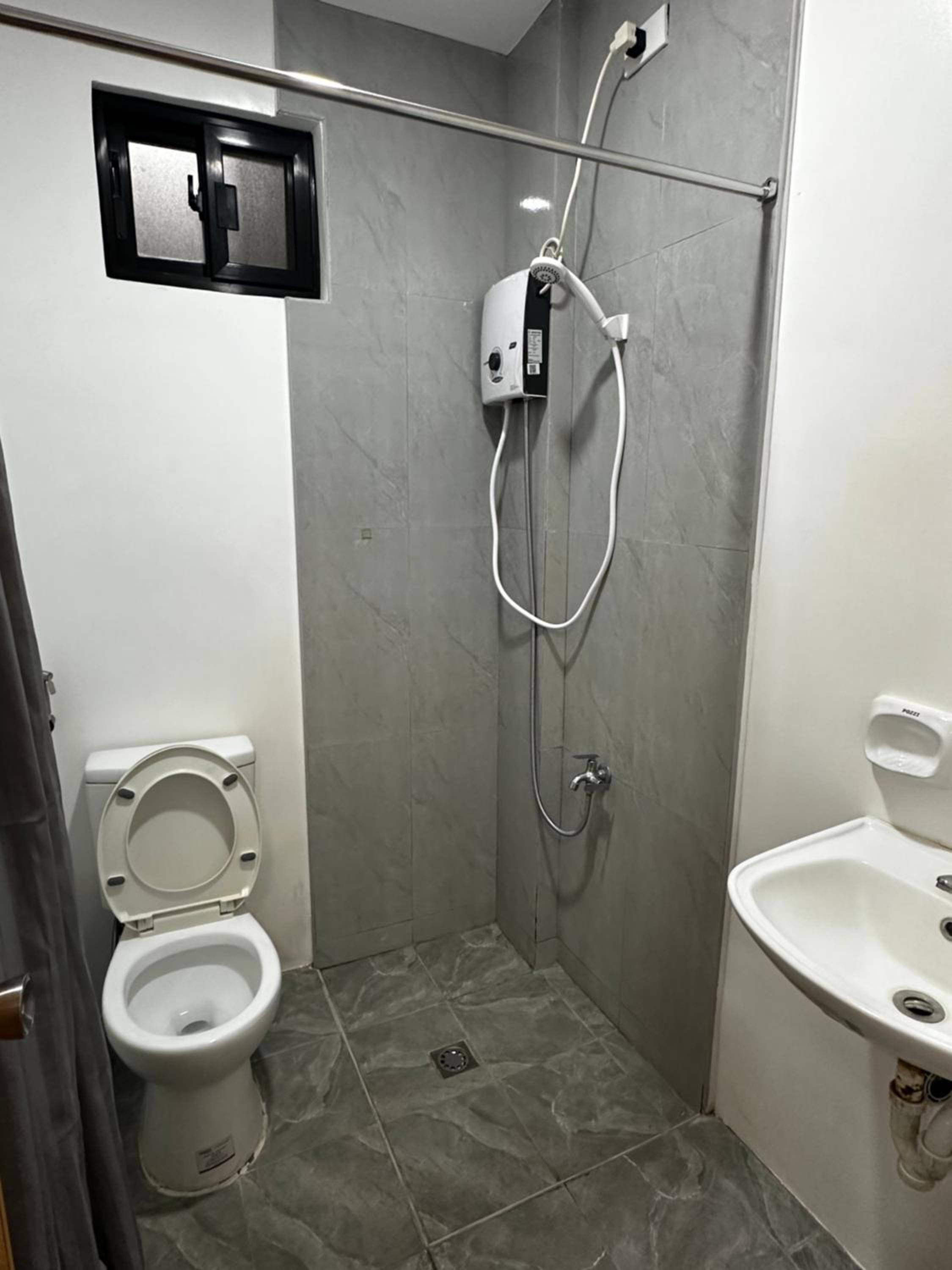 Photo 12