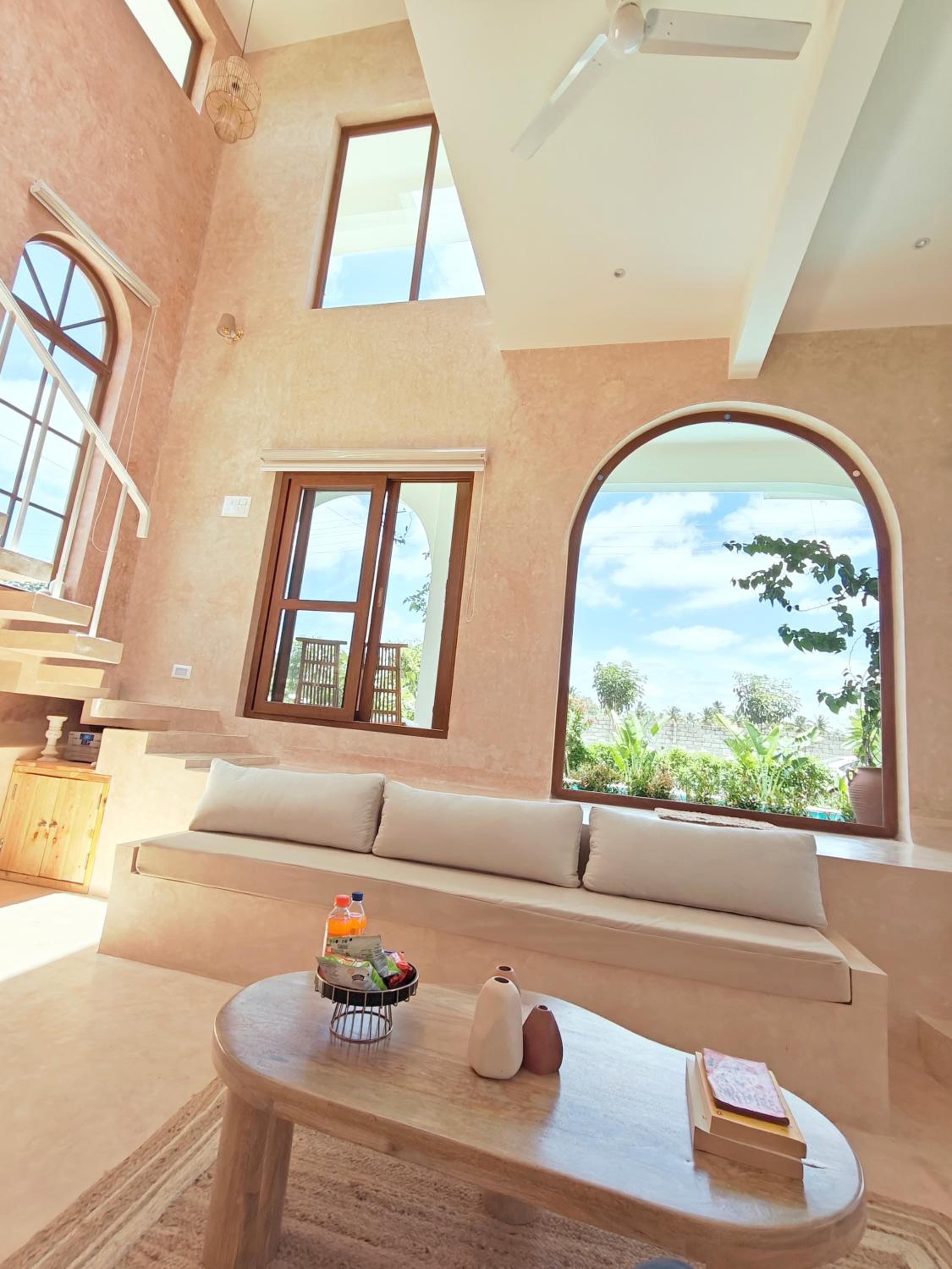 Tuscan Breeze, Nandi Hills