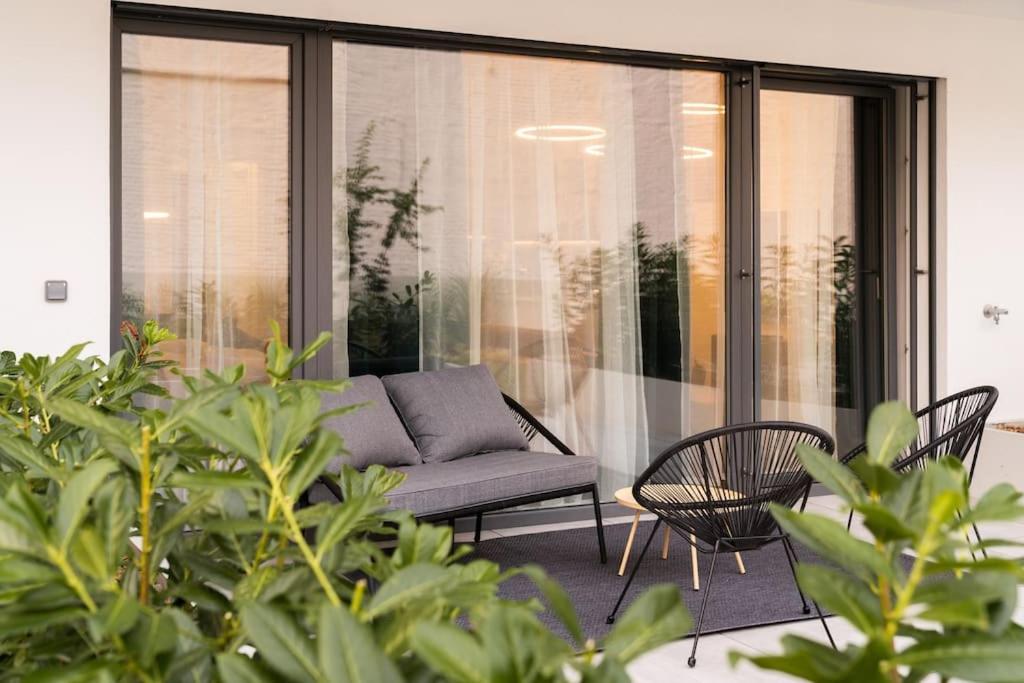 Gold Garden Terrace Apartment