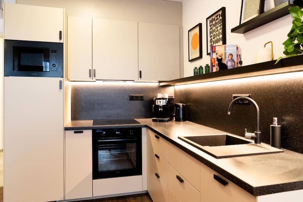 Gold Garden Terrace Apartment