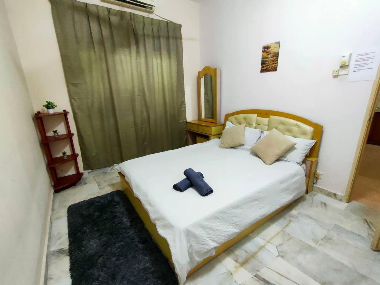 99 homestay teluk intan 5 min to Leaning Tower photo 2