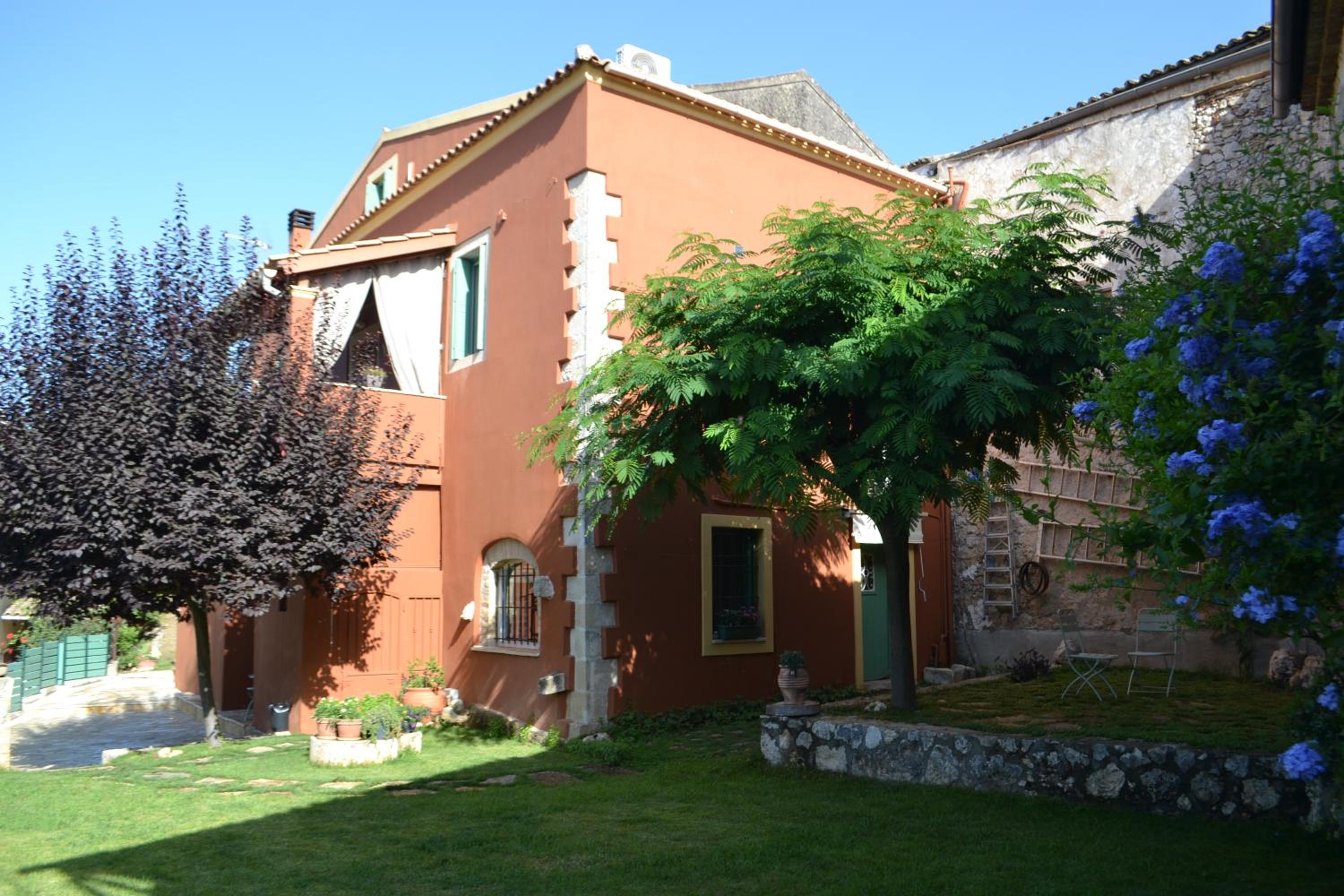 Photo 13