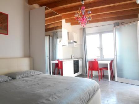 Direttamente Al Lago Apartments