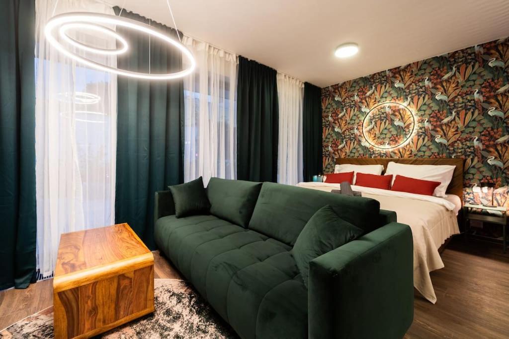 Green Garden Sauna Apartment