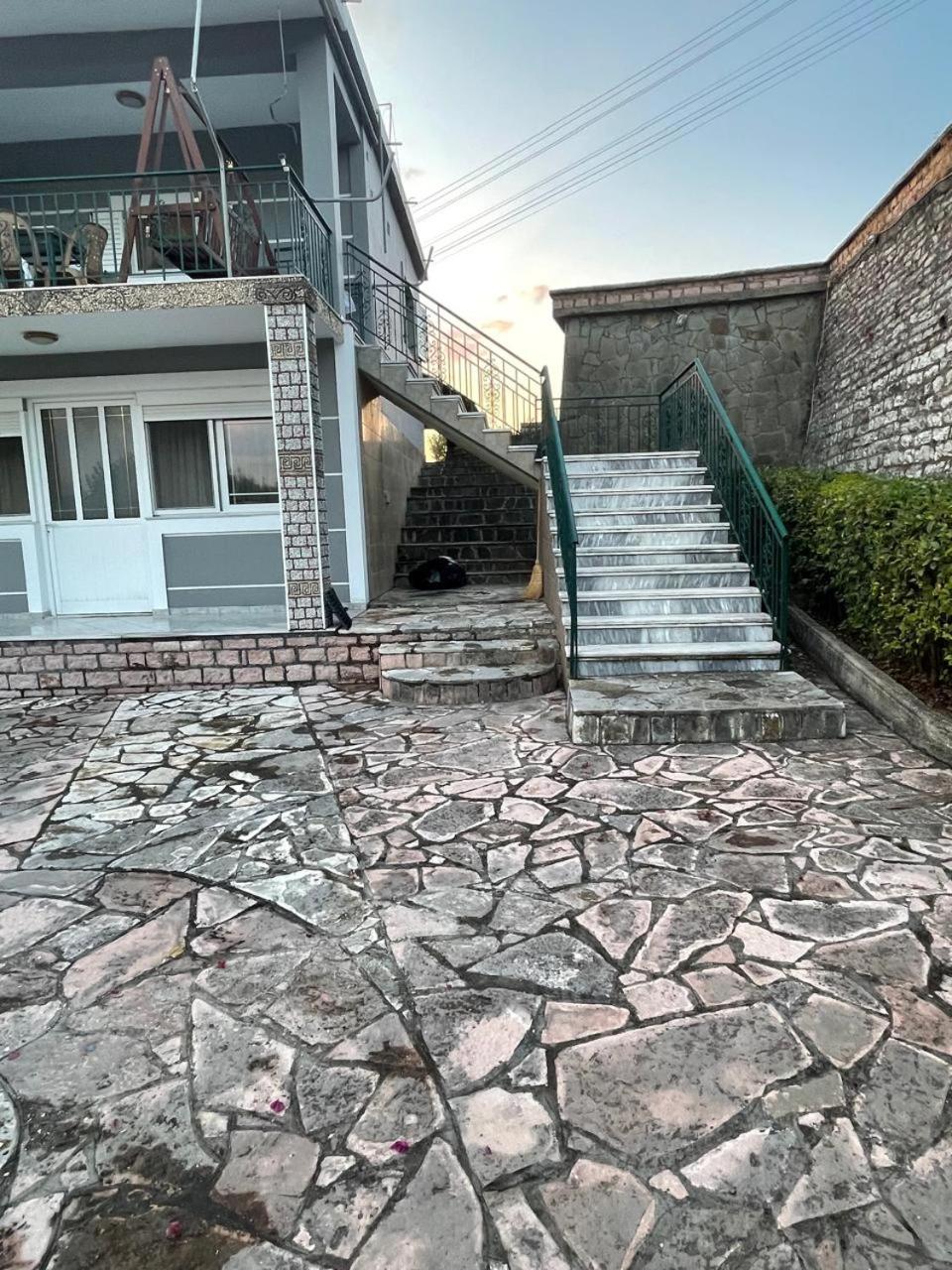 Vila Anagnostis
