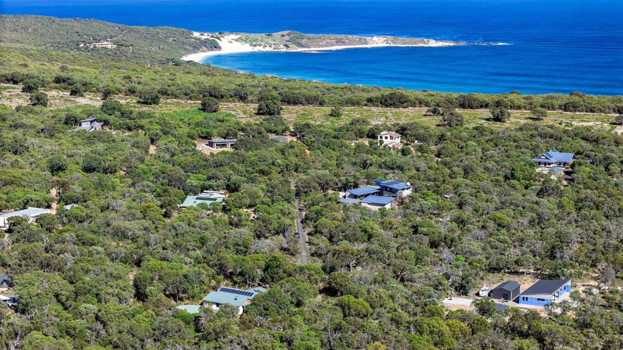 Inji Homestead - 5 acre holiday home in Margaret river region