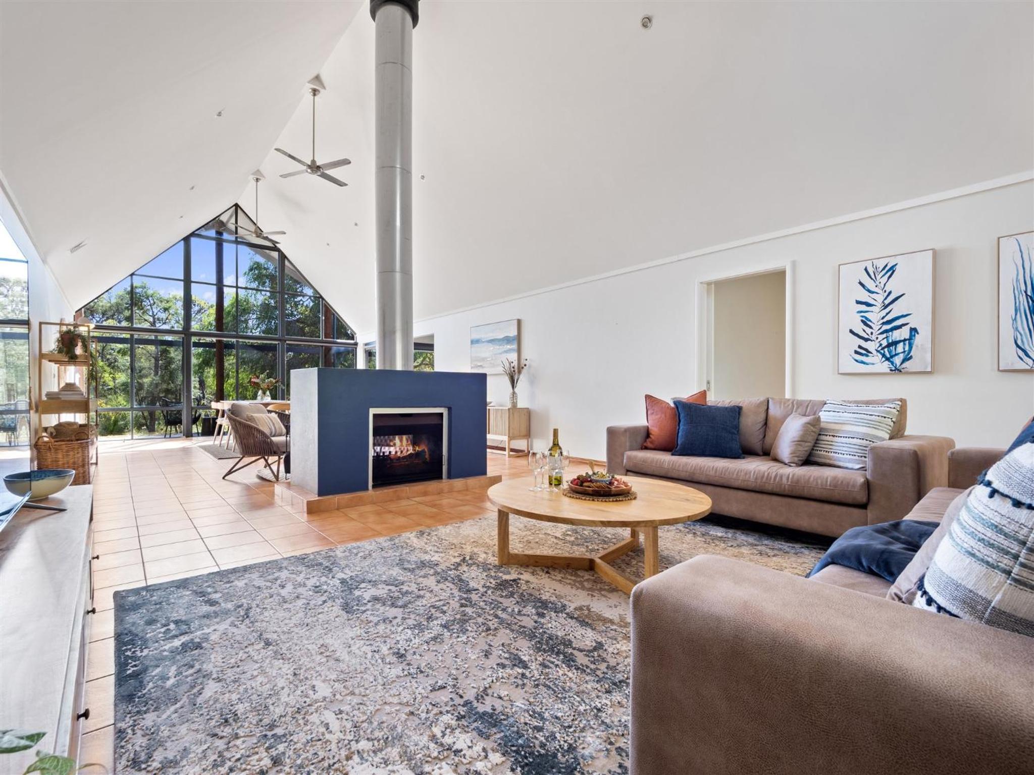 Inji Homestead - 5 acre holiday home in Margaret river region