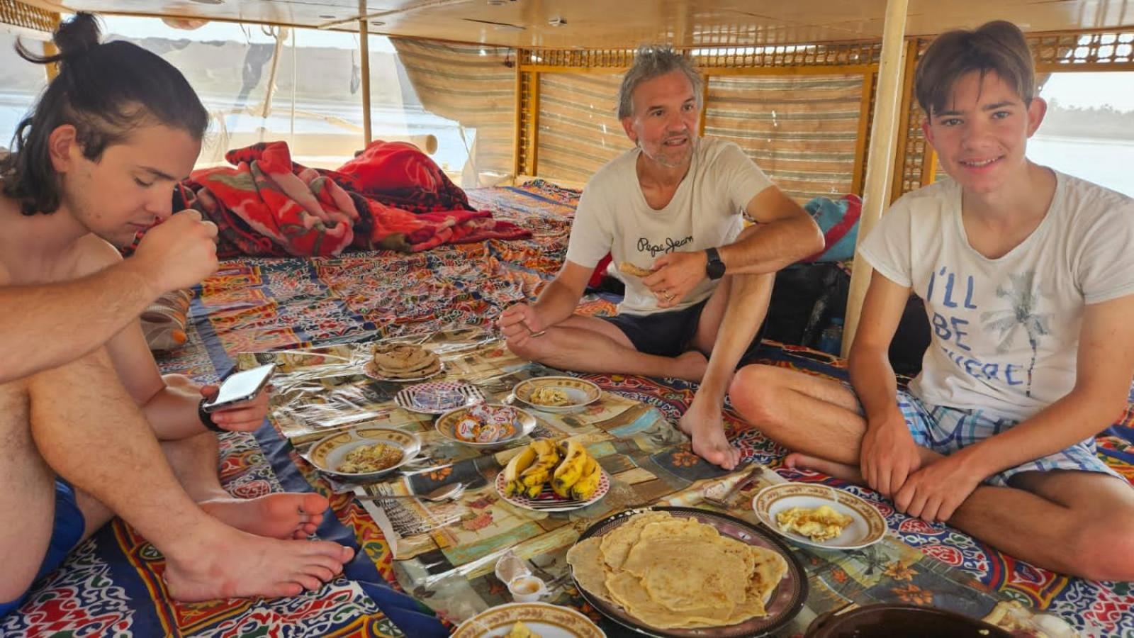 Kayan Guest House