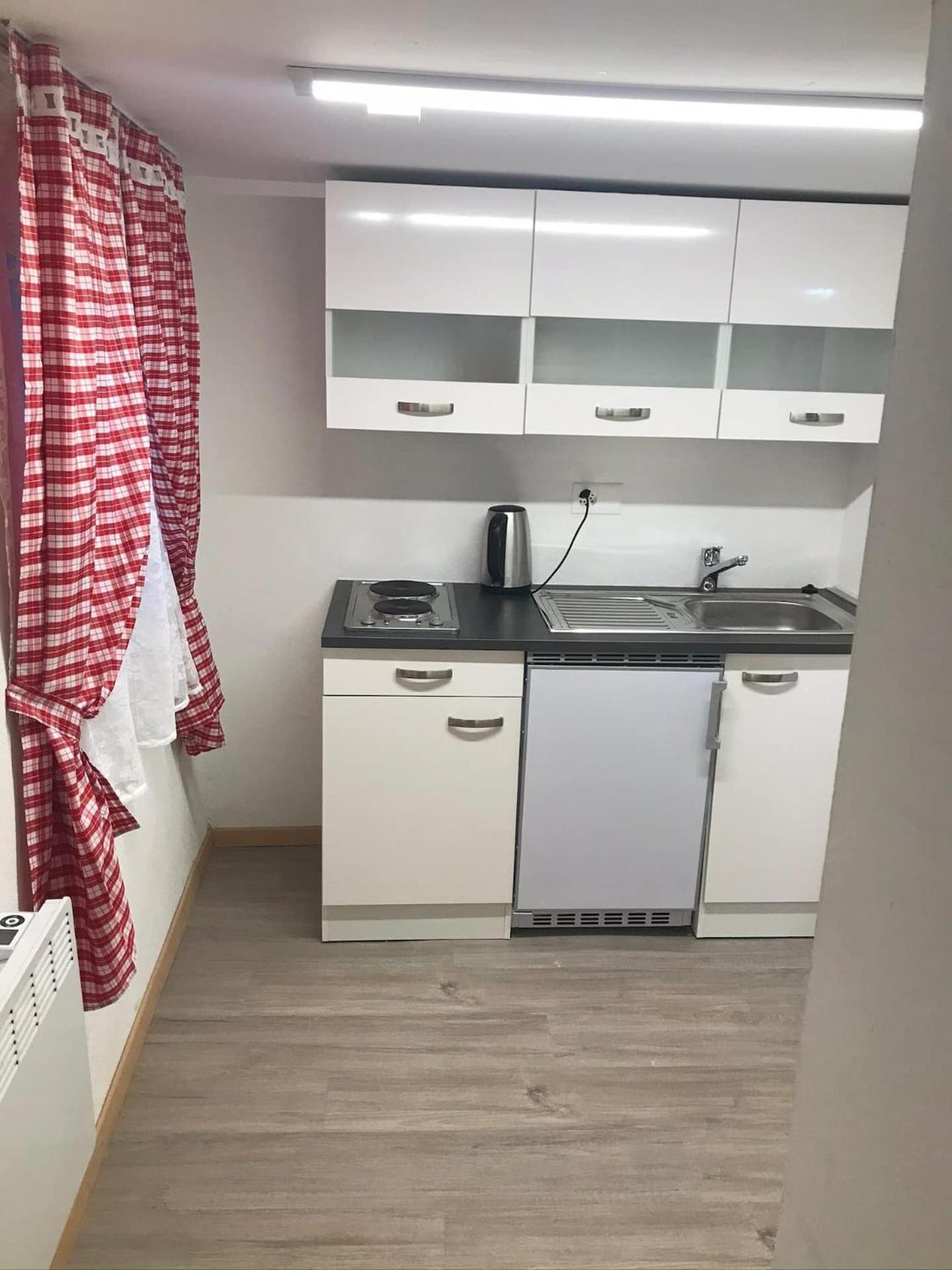 Studio by Apartments Capricorn No Parking